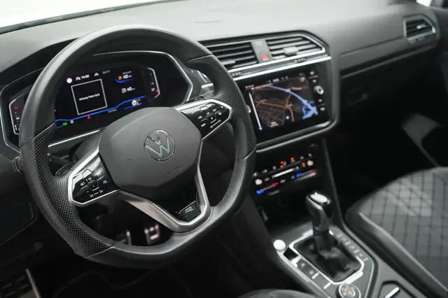 Volkswagen Tiguan view 14