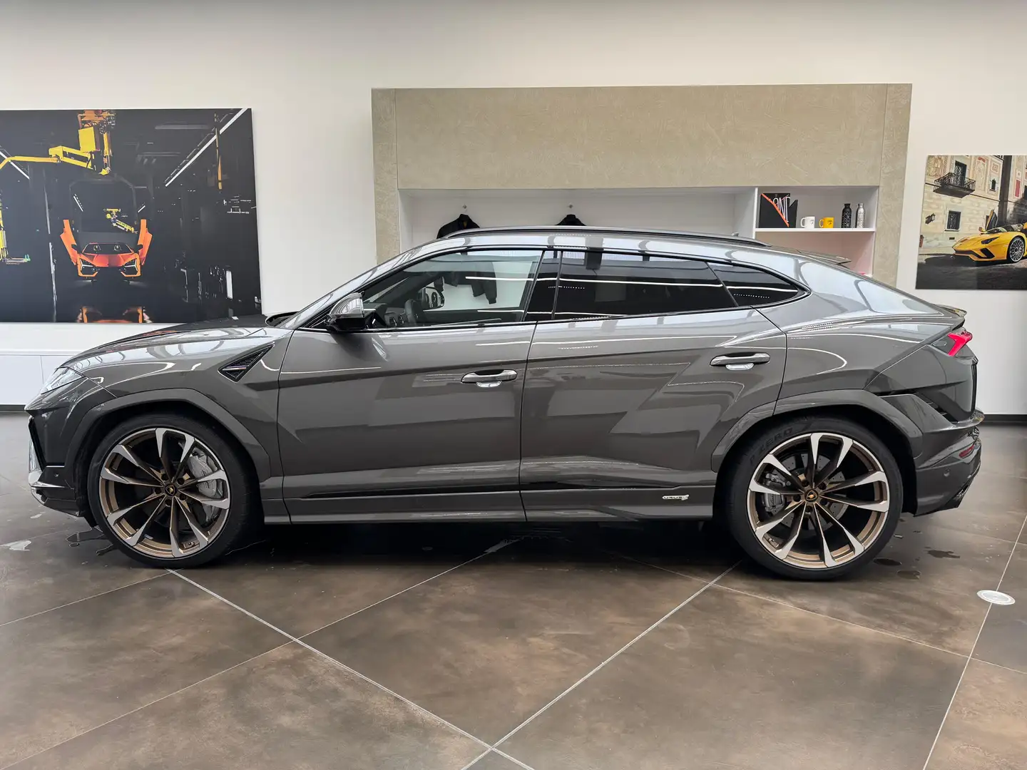 Lamborghini Urus S Grigio Keres Lamborghini Nürnberg Grau - 2