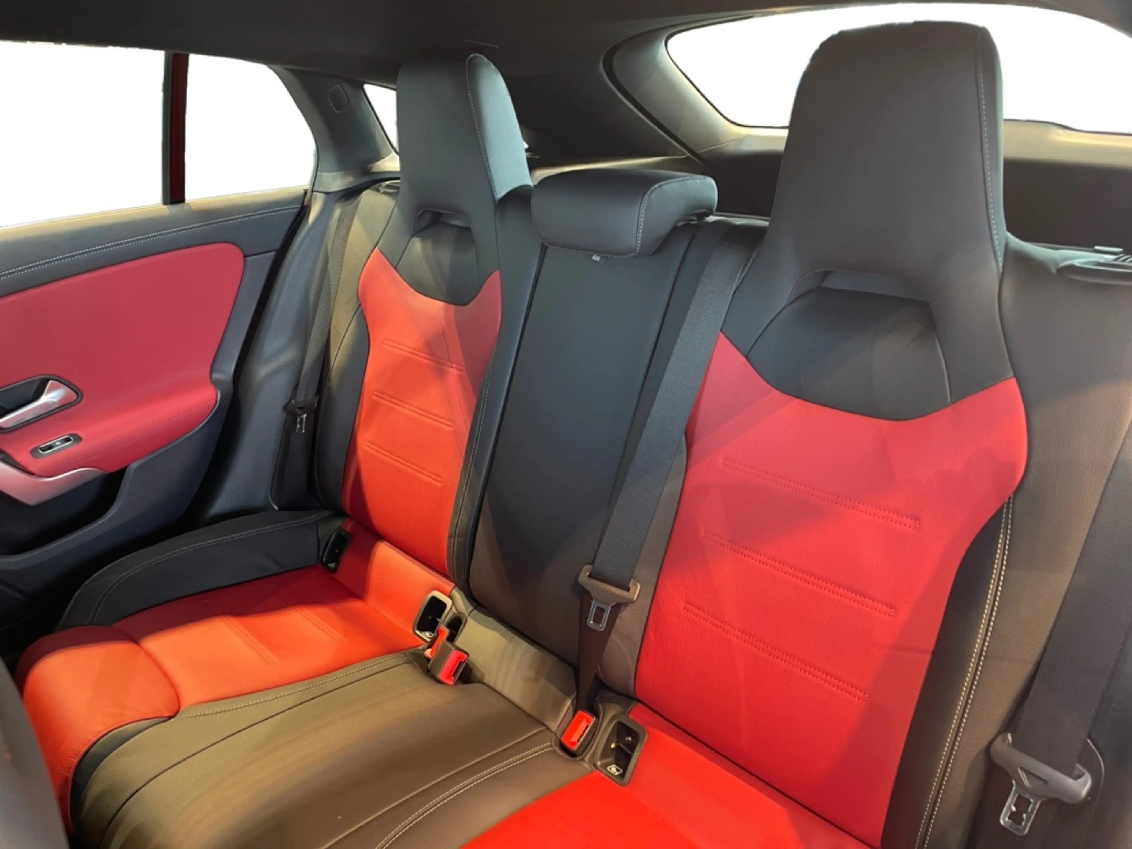 Mercedes-Benz CLA 220 d Shooting Brake AMG AMG+MBUX+Navi+AUT — photo 11