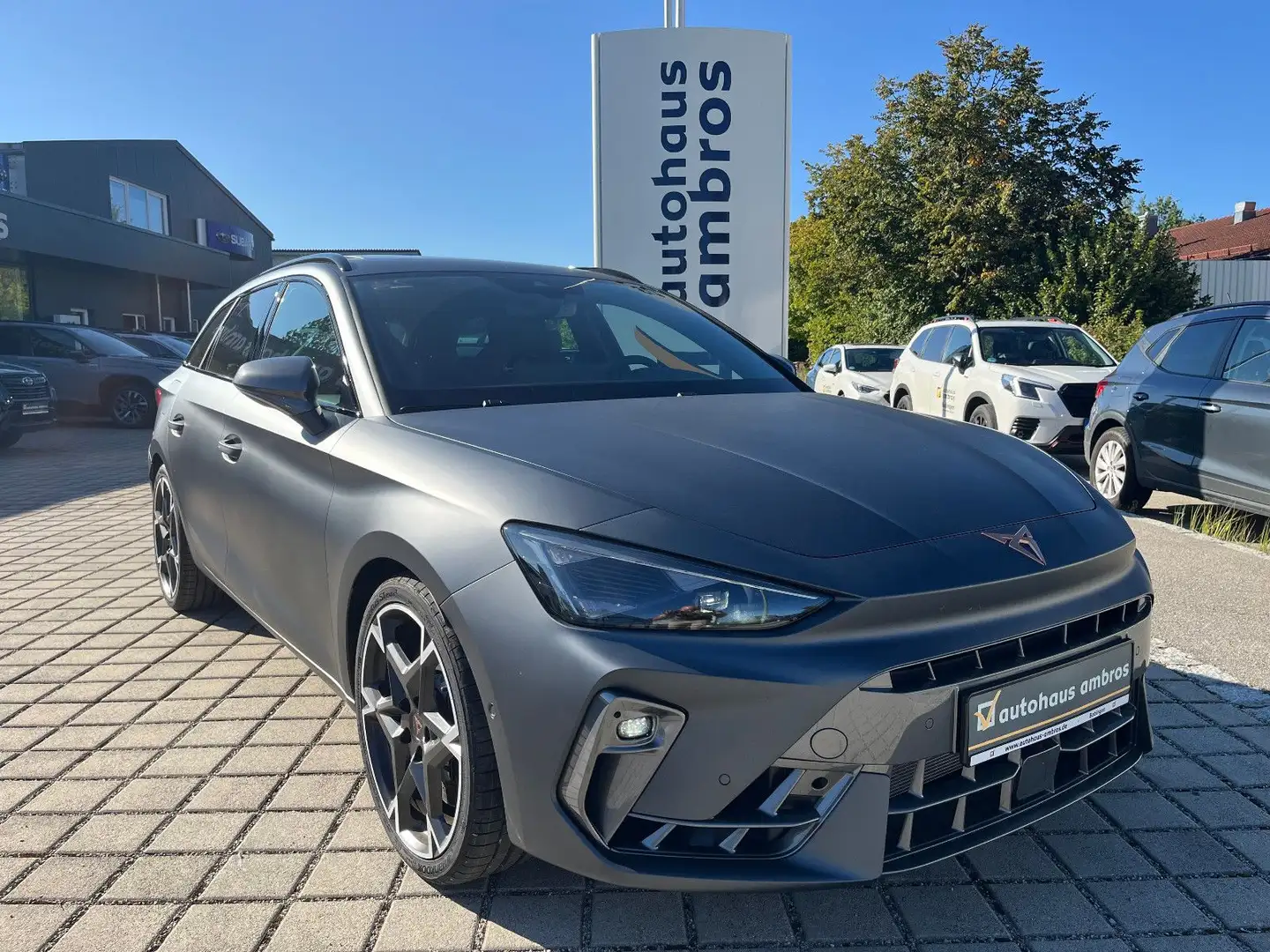 CUPRA Leon 2.0 ST VZ MATT*Sennheiser*AHK*ACC*Pano*+19Z Grau - 2