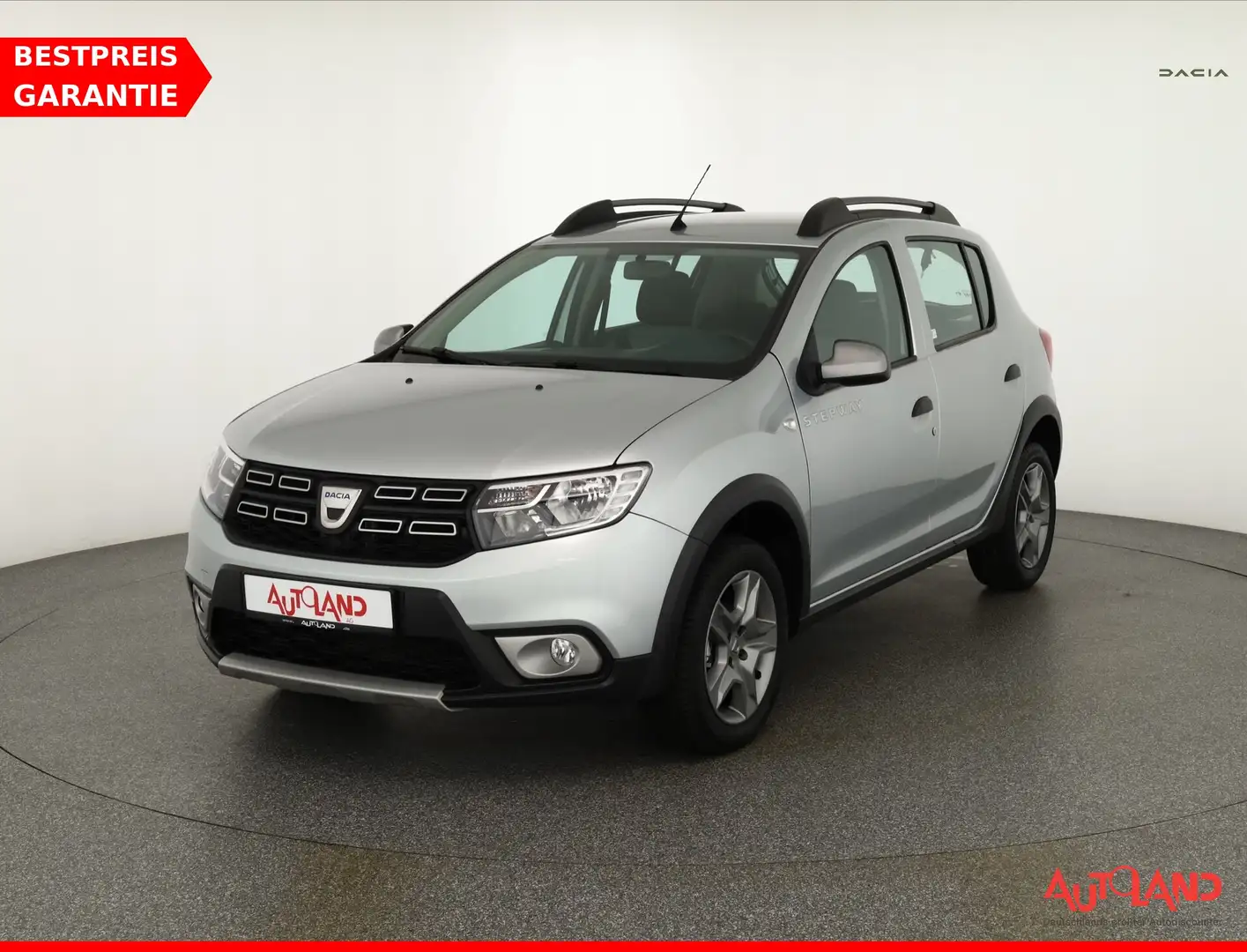 Dacia Sandero Stepway 0.9 TCe Klima Navi DAB PDC Weiß - 1