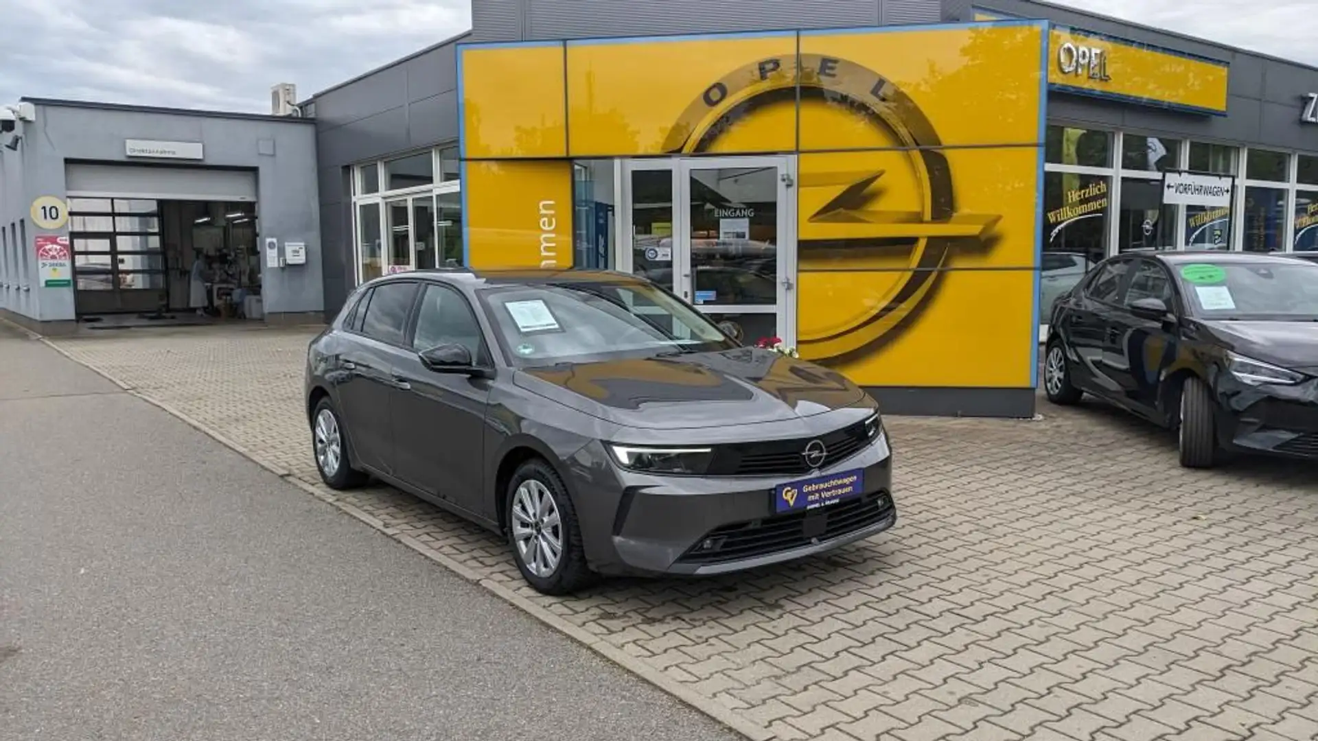 Opel Astra ASTRA OV5  1.2 Turbo 96 kW 130 PS Grau - 1