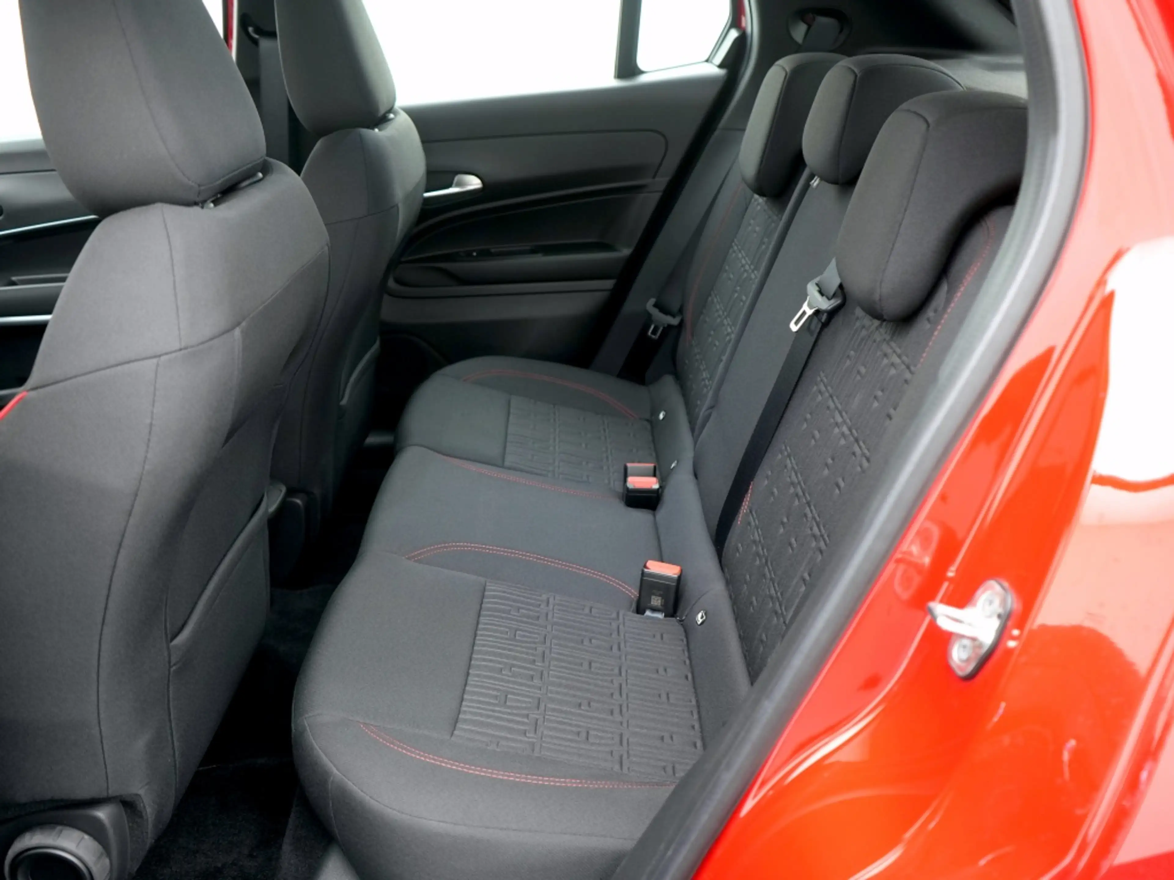Fiat 600e RED 54 kWh — photo 15