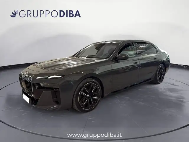 BMW 740 G70 2022 740d mhev xdrive MSport Pro auto