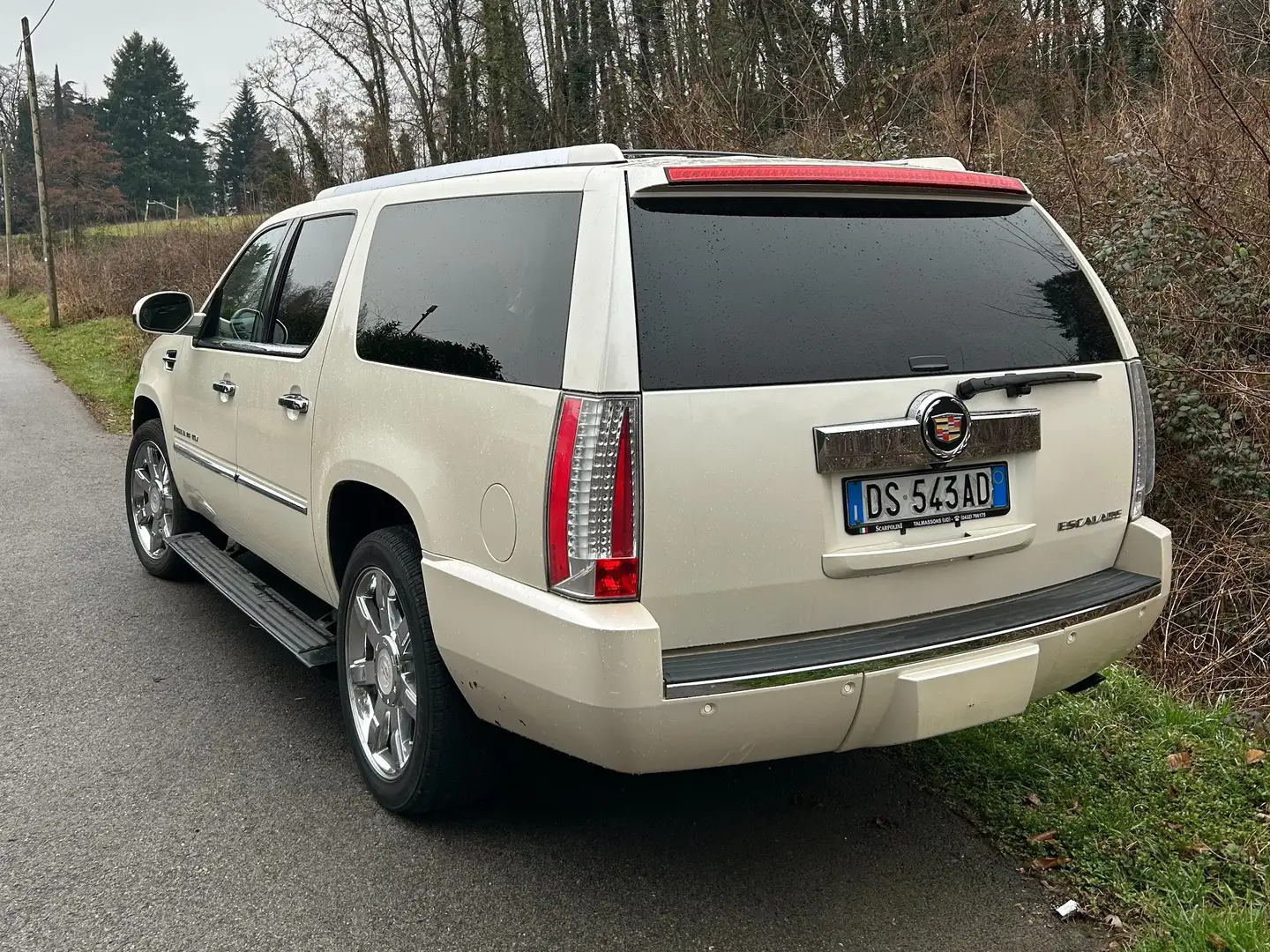 Cadillac Escalade Escalade+6.2+V8+Sport+Luxury+auto Blanco - 2