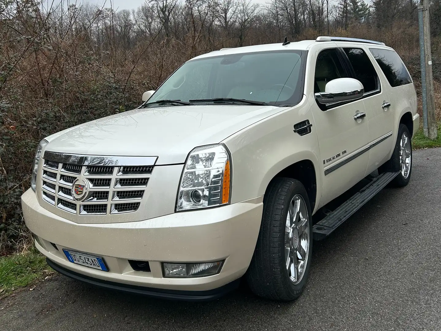 Cadillac Escalade Escalade+6.2+V8+Sport+Luxury+auto Blanco - 1
