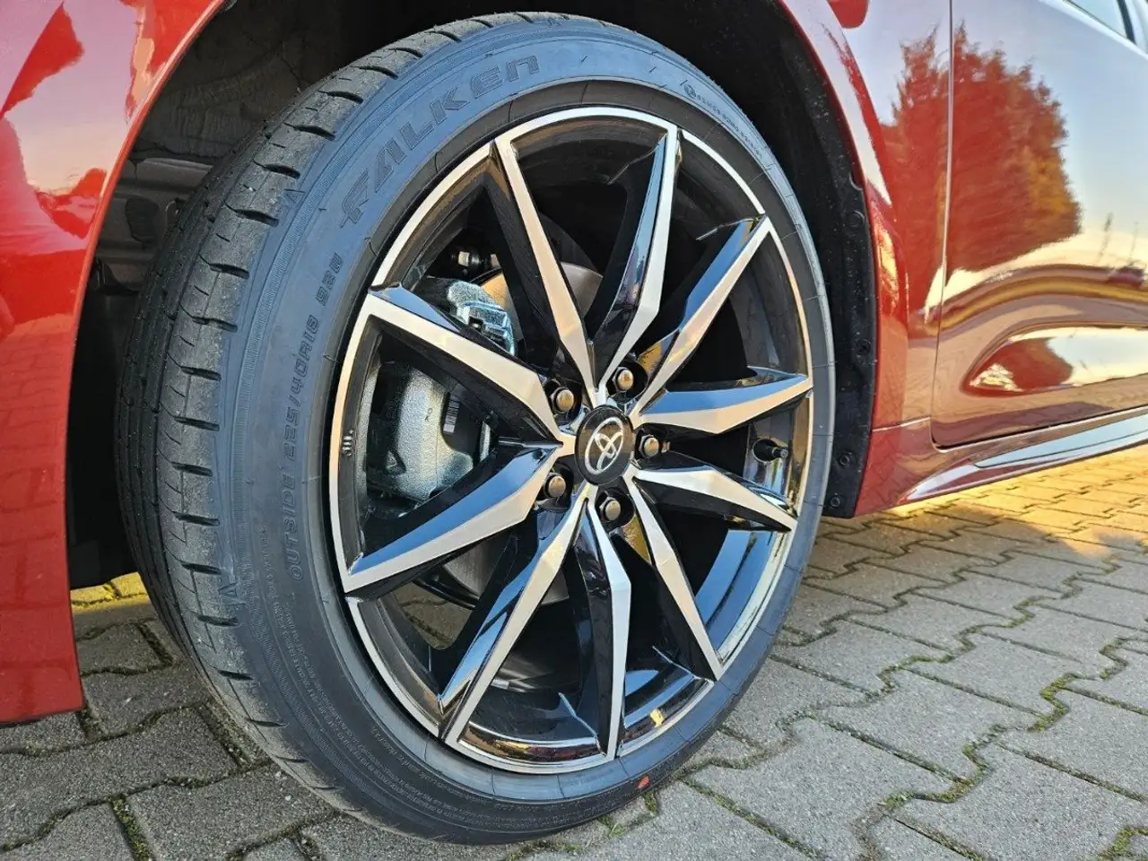 Toyota Corolla Touring s 2.0 GR Sport ACC+LED+Navi+SHZ 8
