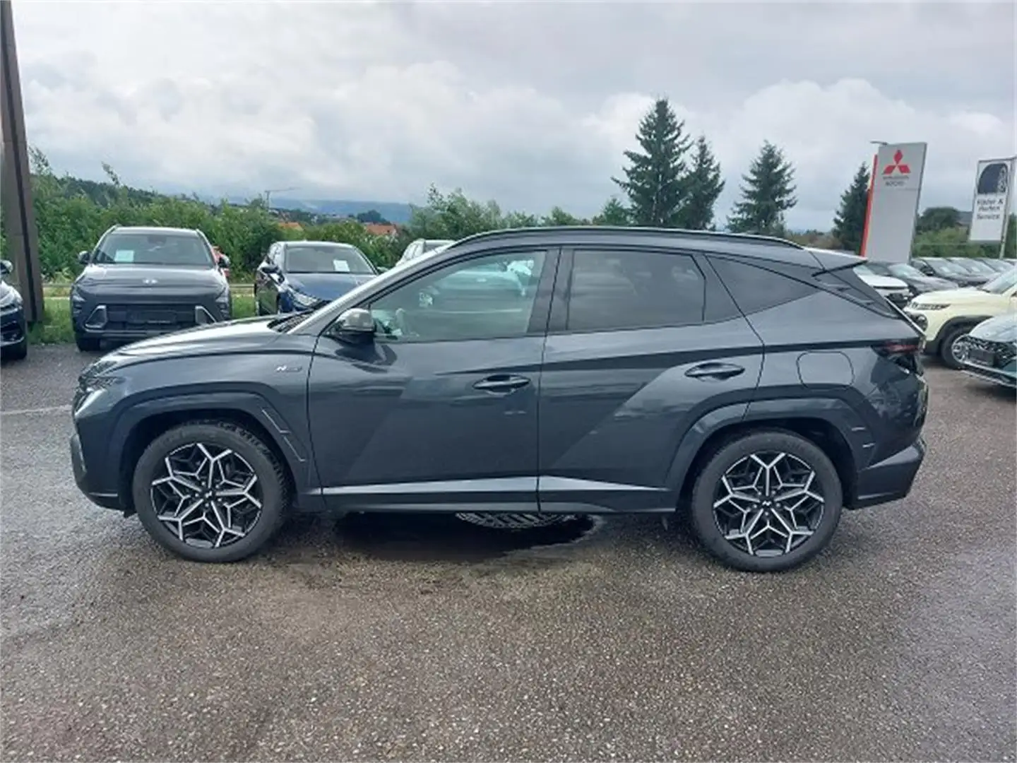 Hyundai TUCSON Tucson NX4 N-Line 1,6 T-GDi HEV 4WD AT *8fach* Grau - 2