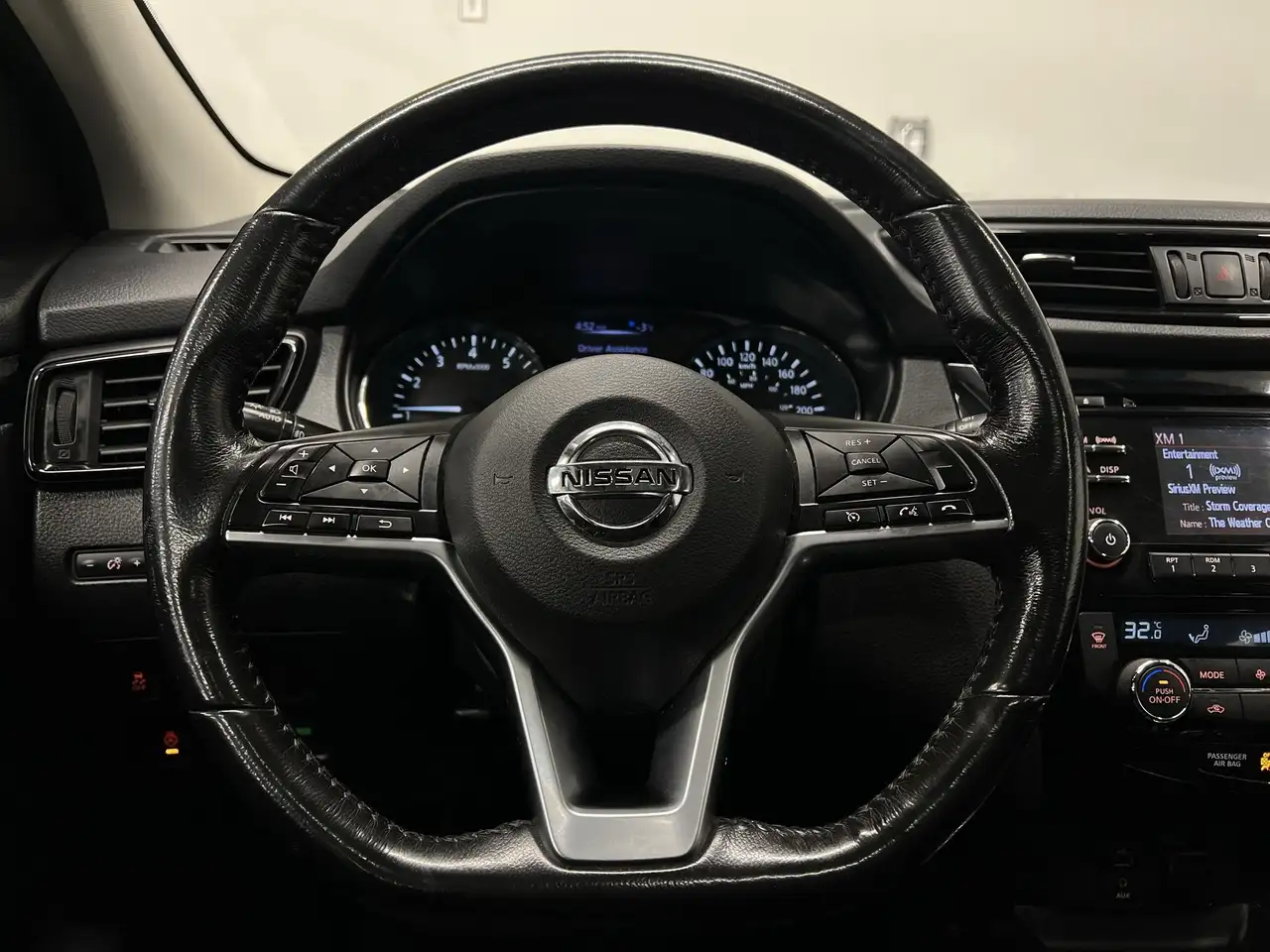 Nissan Qashqai снимка Nissan Qashqai