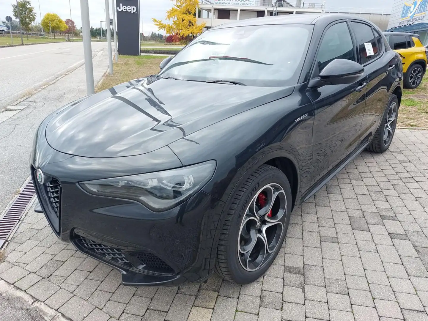 Alfa Romeo Stelvio 2.2 Turbodiesel 210 CV AT8 Q4 Veloce My24 Nero - 2