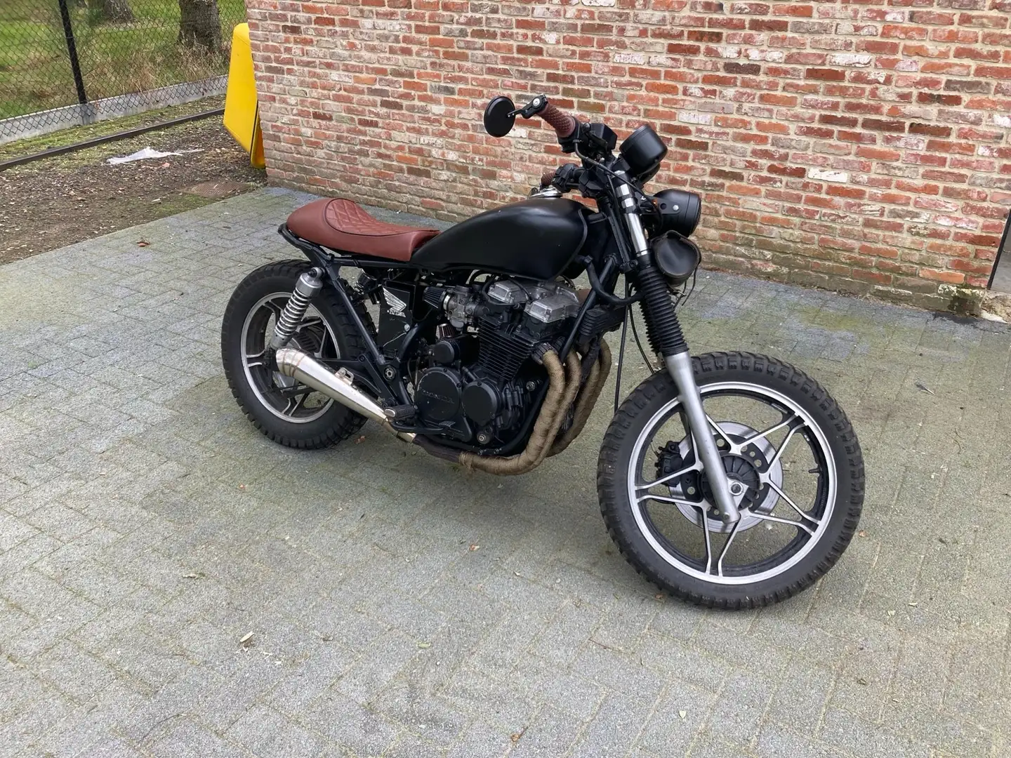 Honda CB 550 Nighthawk costum Černá - 1