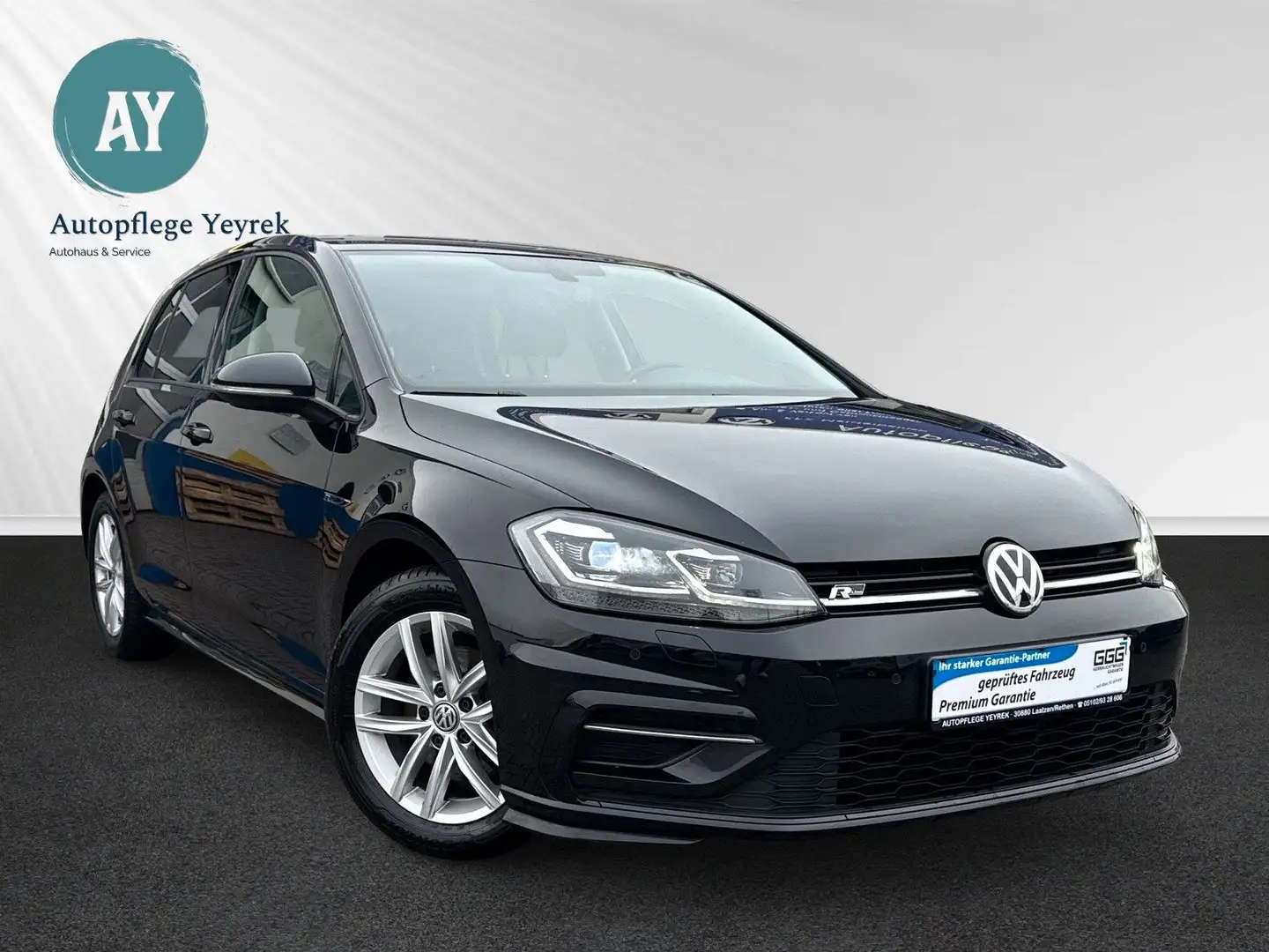 Volkswagen Golf VII Lim. R-Line|LED|Anhänkppl.|Navi|S-Heft Nero - 1