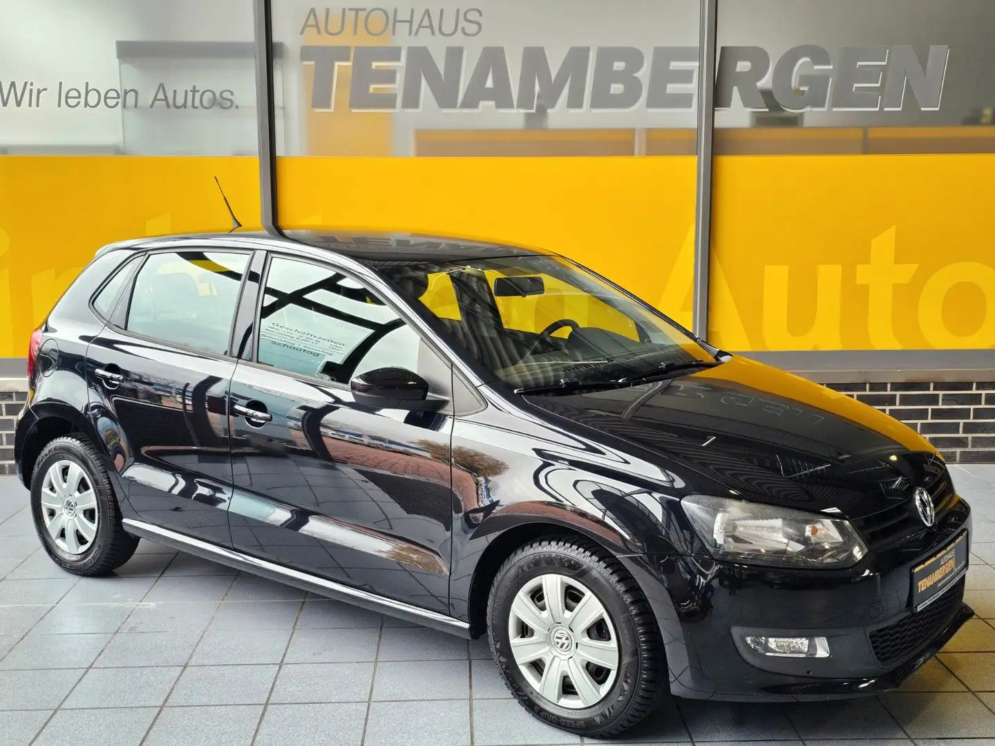 Volkswagen Polo V Trendline 8-fach Sitzheizung Noir - 1