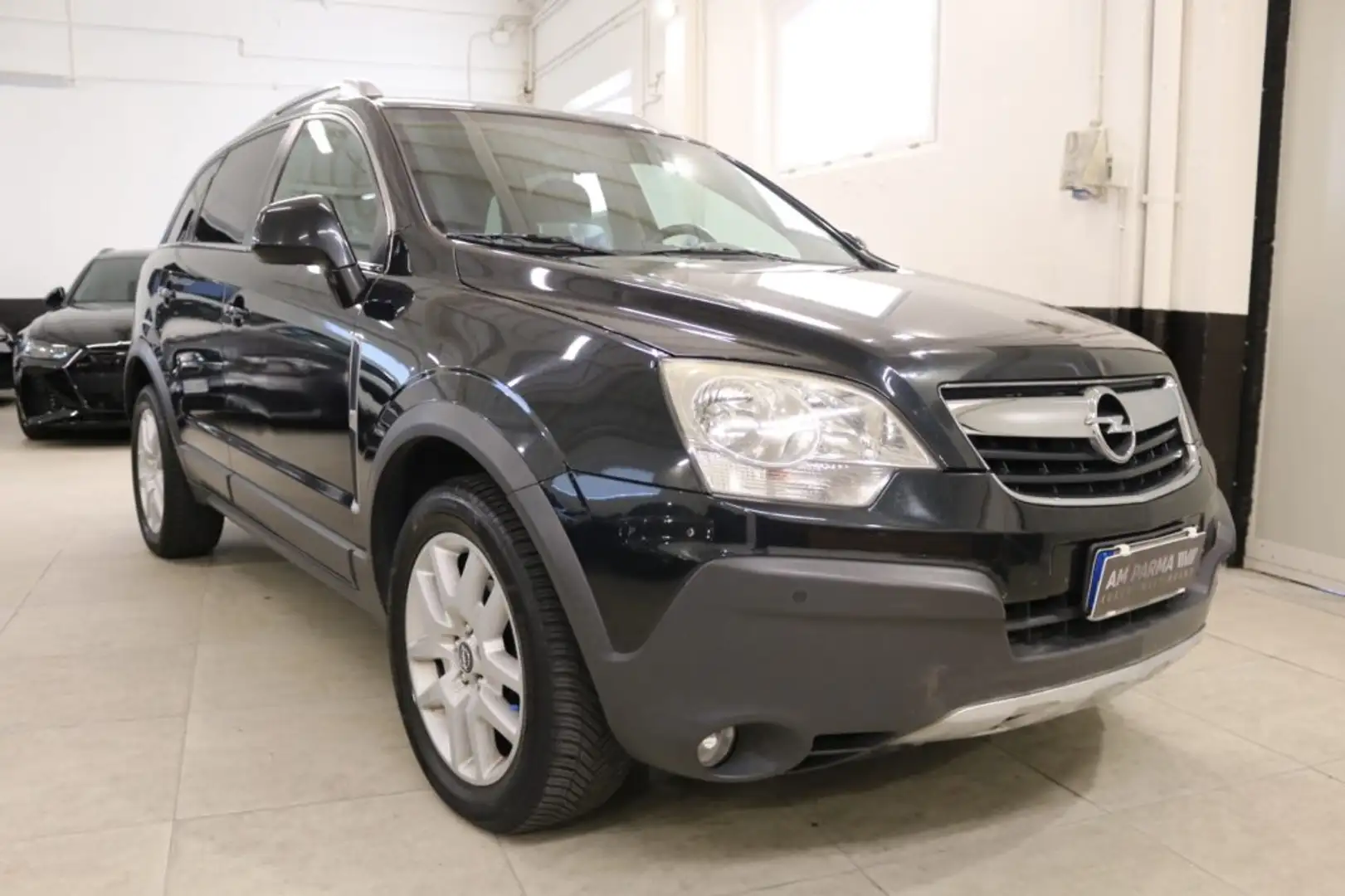 Opel Antara 2.4 16V Edition Plus GPL Schwarz - 1