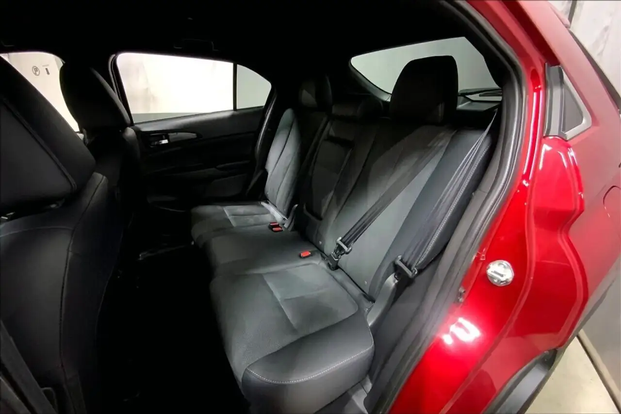 Mitsubishi Eclipse Cross снимка Mitsubishi Eclipse Cross