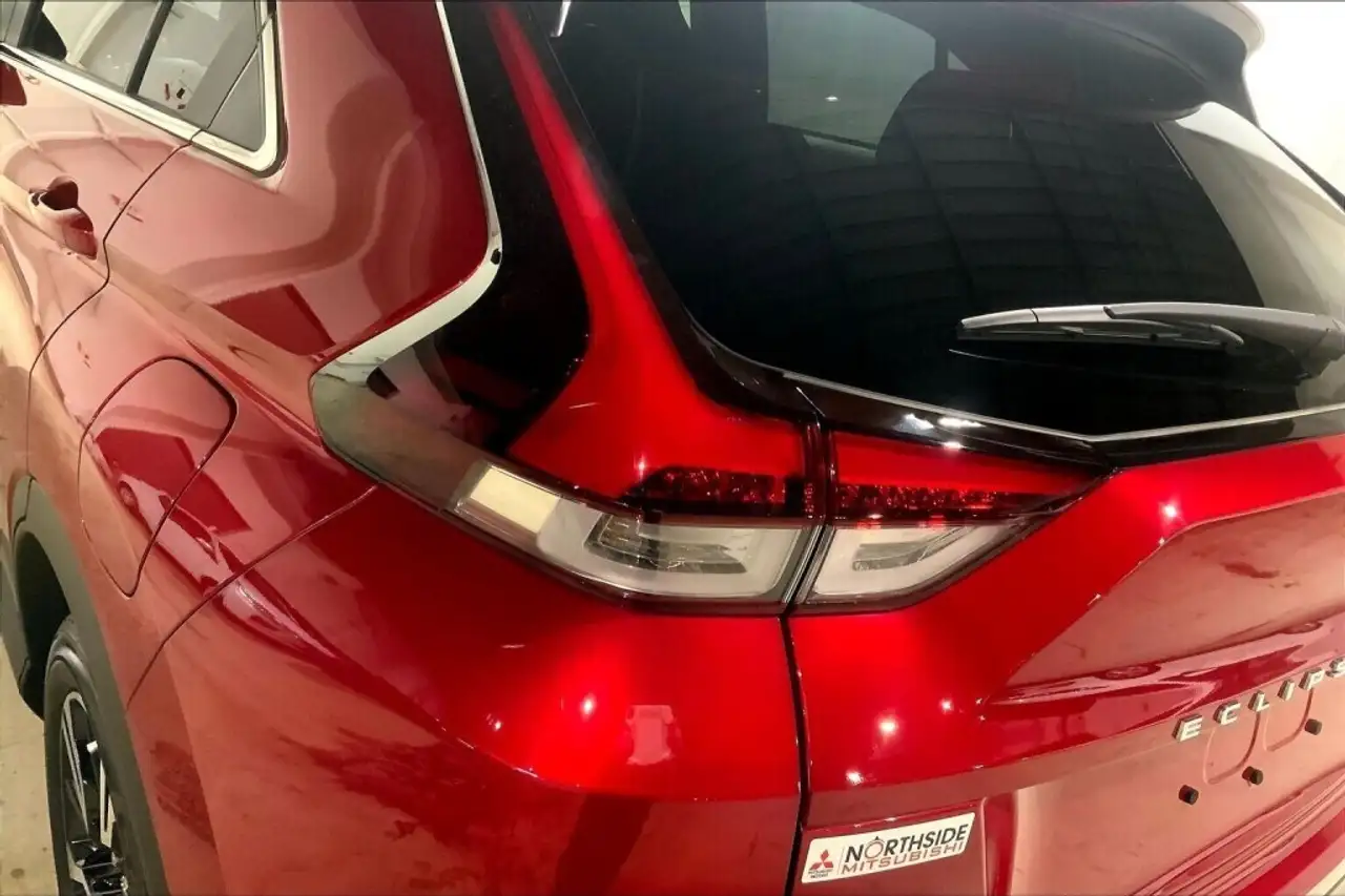 Mitsubishi Eclipse Cross снимка Mitsubishi Eclipse Cross