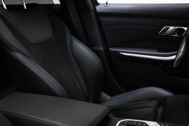 BMW 330 3-serie Touring 330e M-Sport | SOH 95% | PANORAMAD — photo 14