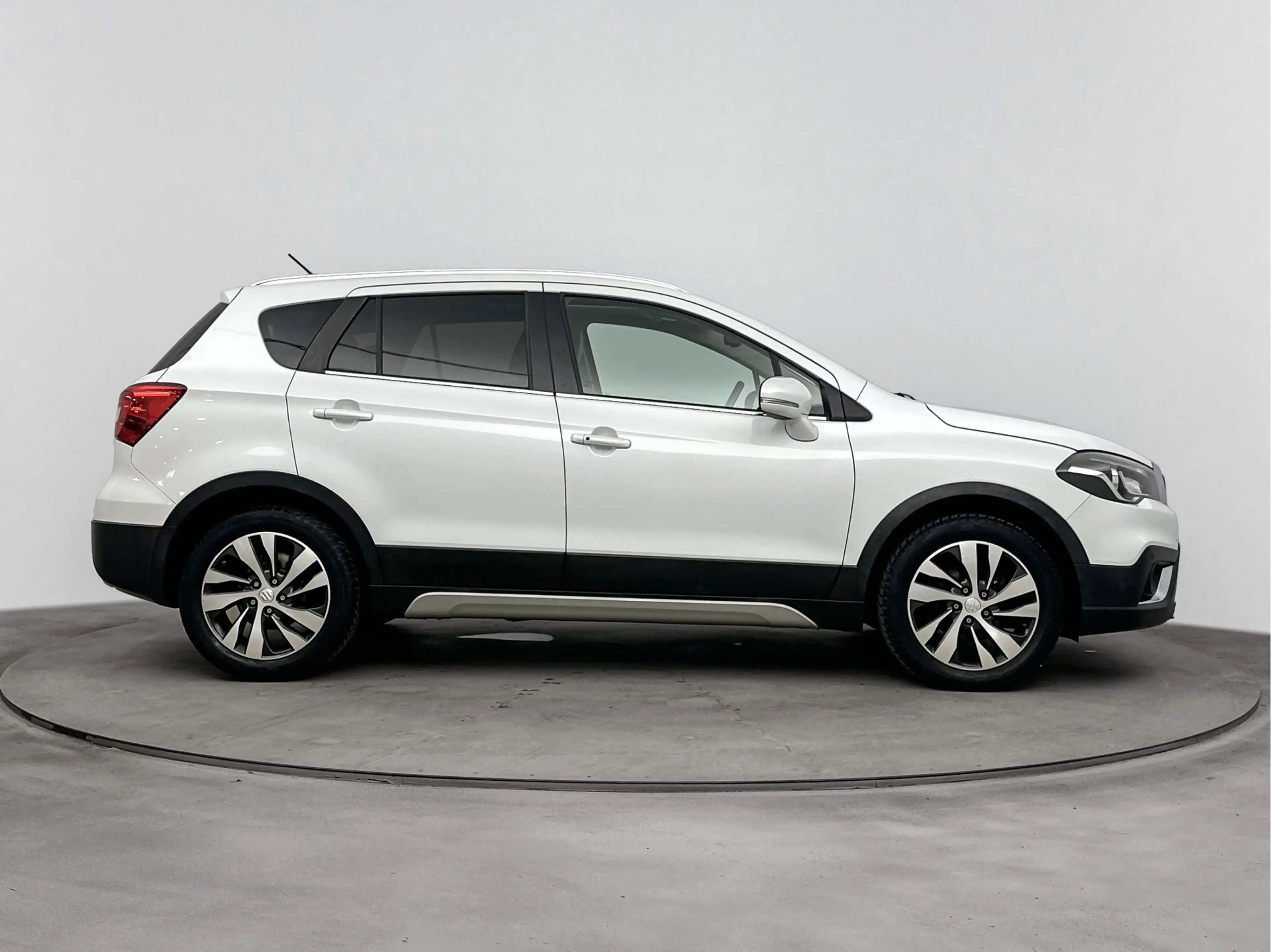 Suzuki S-Cross 1.4 Boosterjet High Executive — photo 12