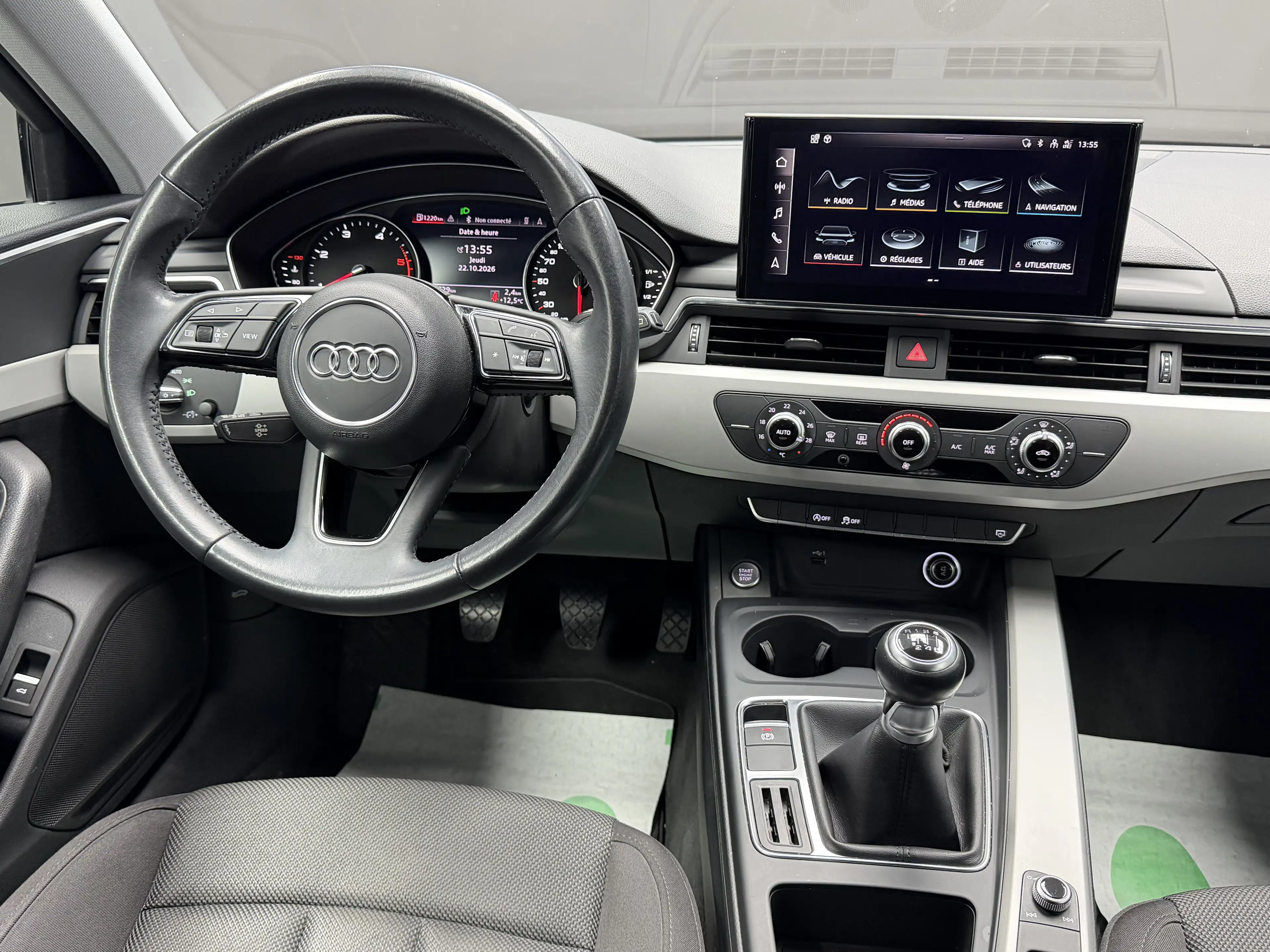 Audi A4 Avant 30 TDi * 1ER PROP + GPS + TVA + GARANTIE * — photo 11