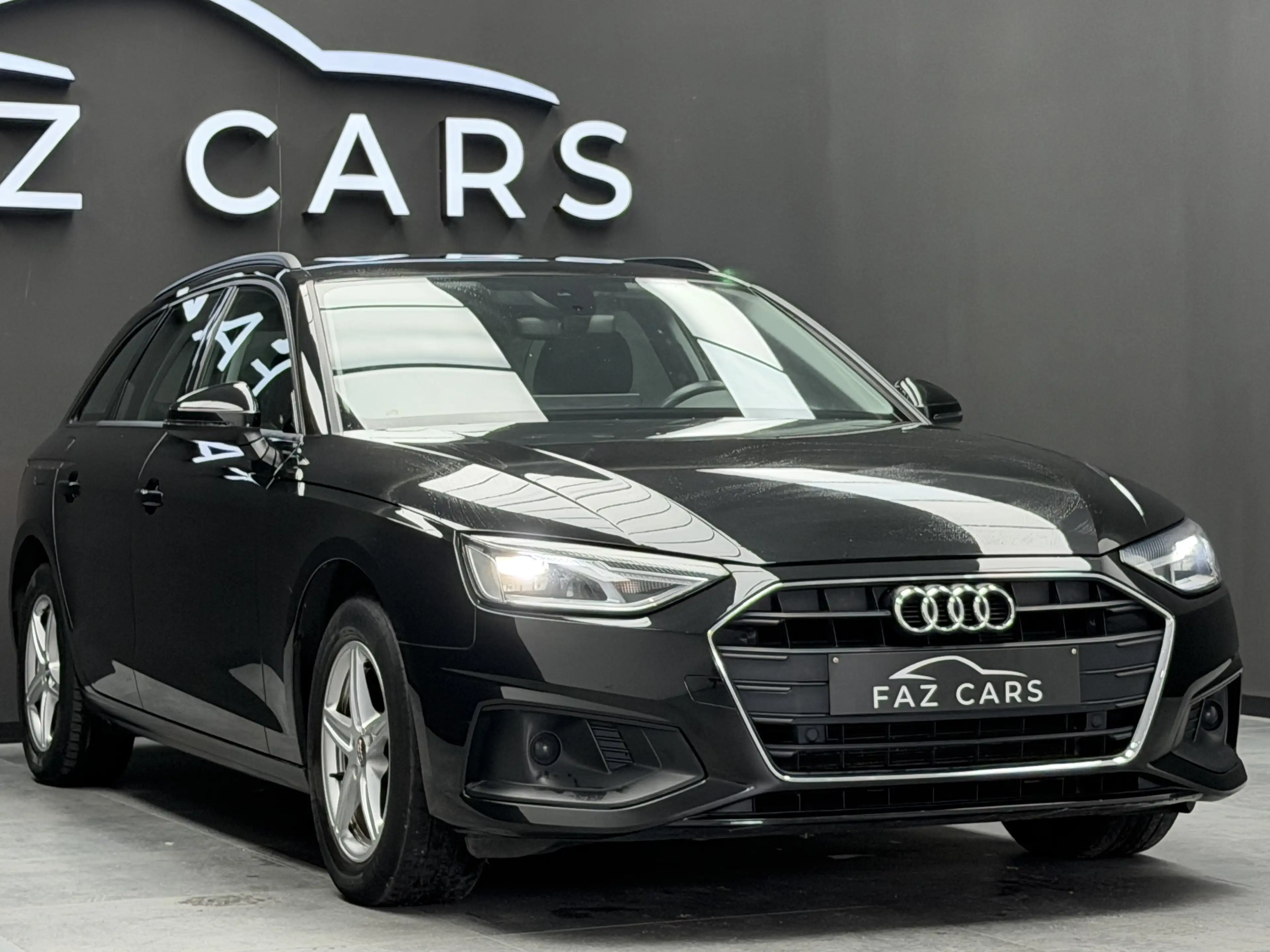 Audi A4 Avant 30 TDi * 1ER PROP + GPS + TVA + GARANTIE * — photo 4