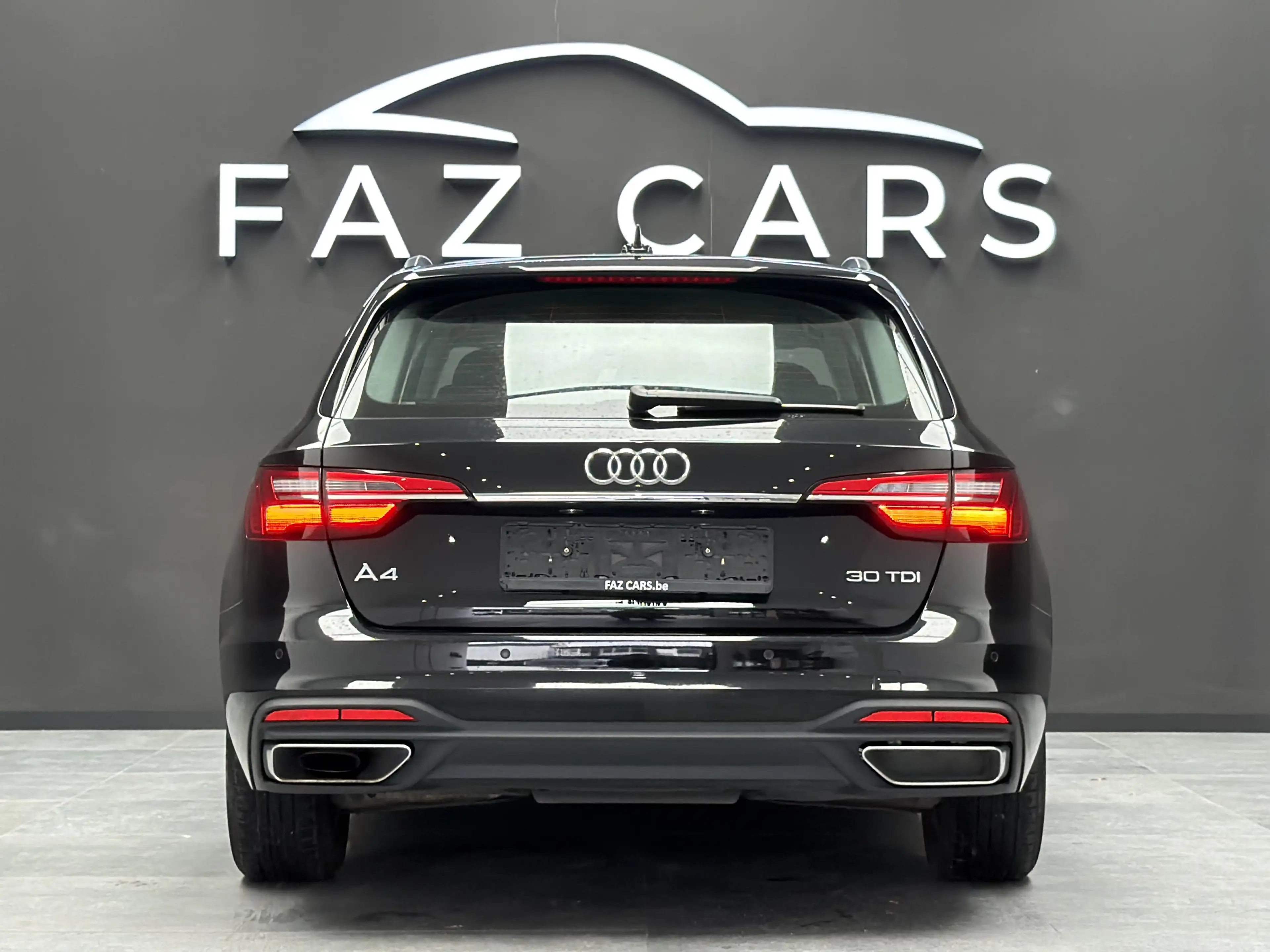 Audi A4 Avant 30 TDi * 1ER PROP + GPS + TVA + GARANTIE * — photo 6