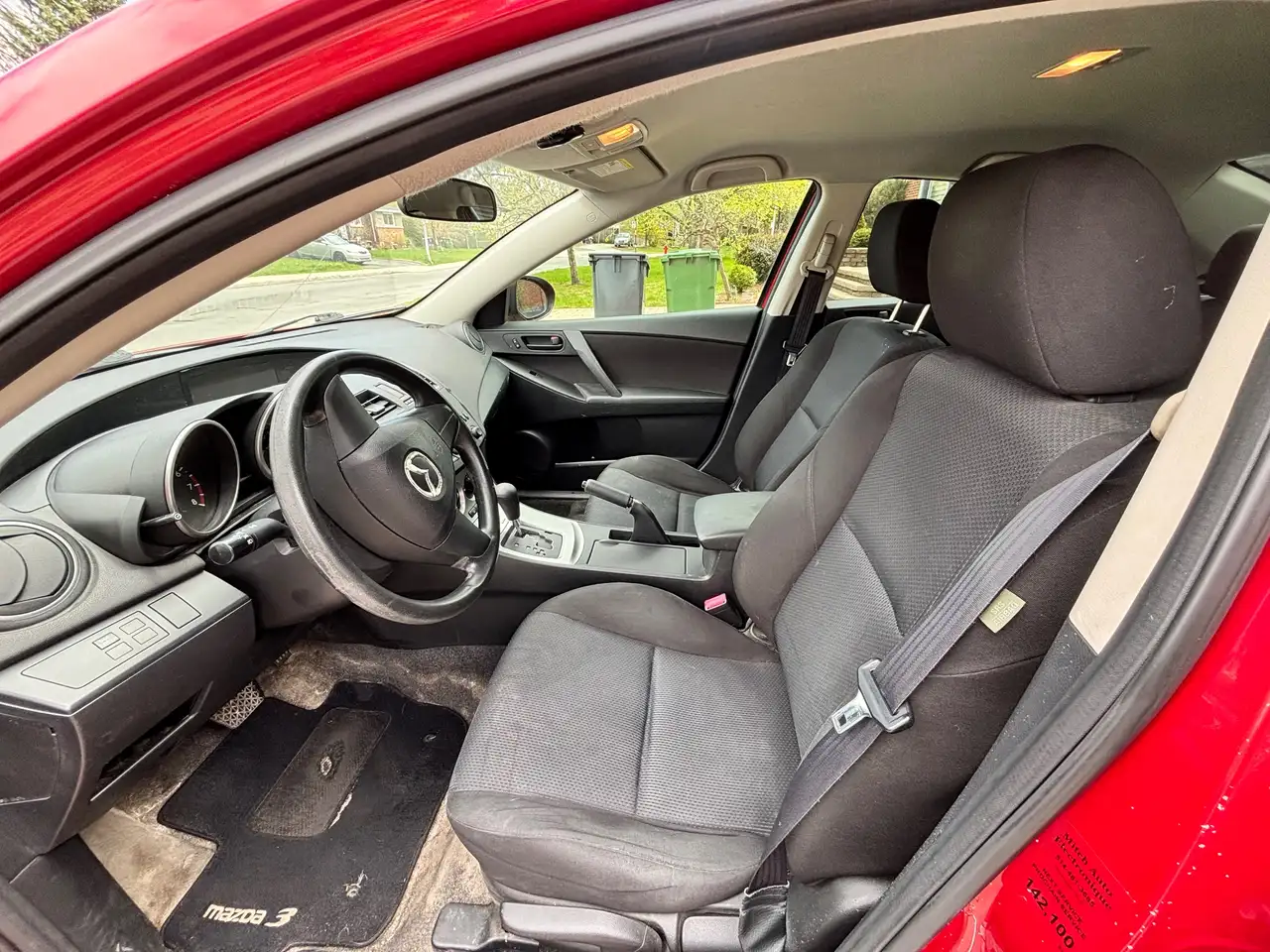 Mazda 3 снимка Mazda 3