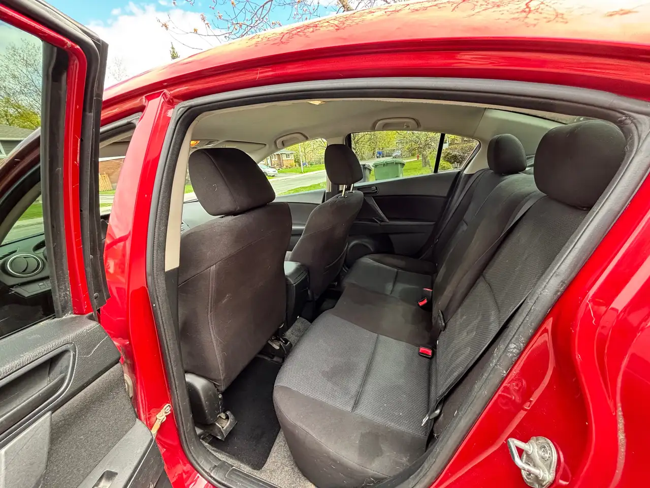 Mazda 3 снимка Mazda 3