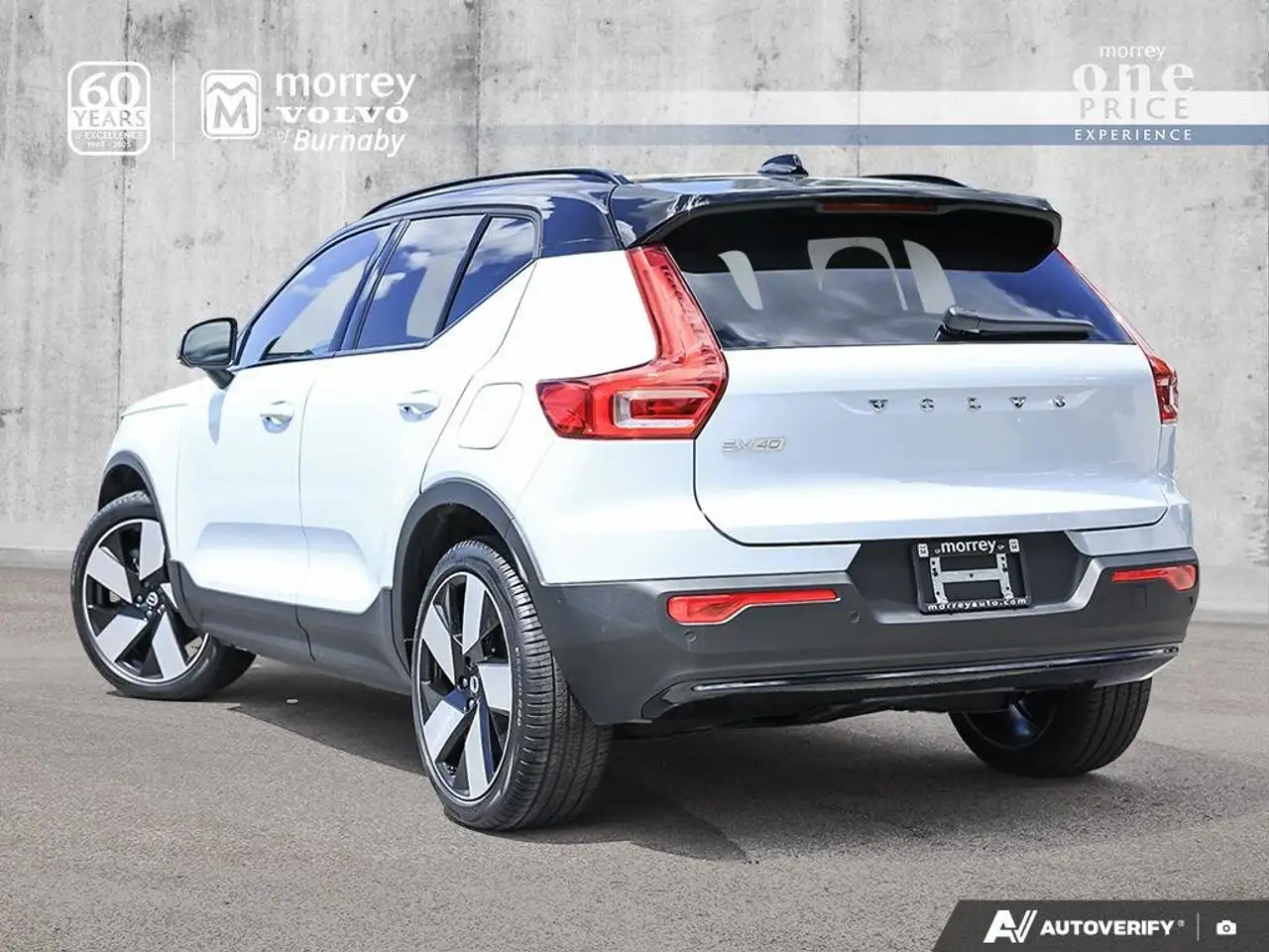 Volvo EX40 снимка Volvo EX40