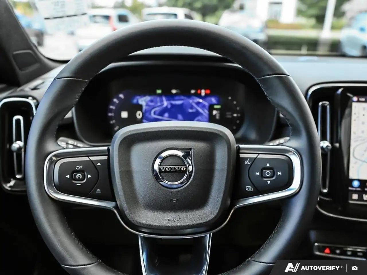 Volvo EX40 снимка Volvo EX40