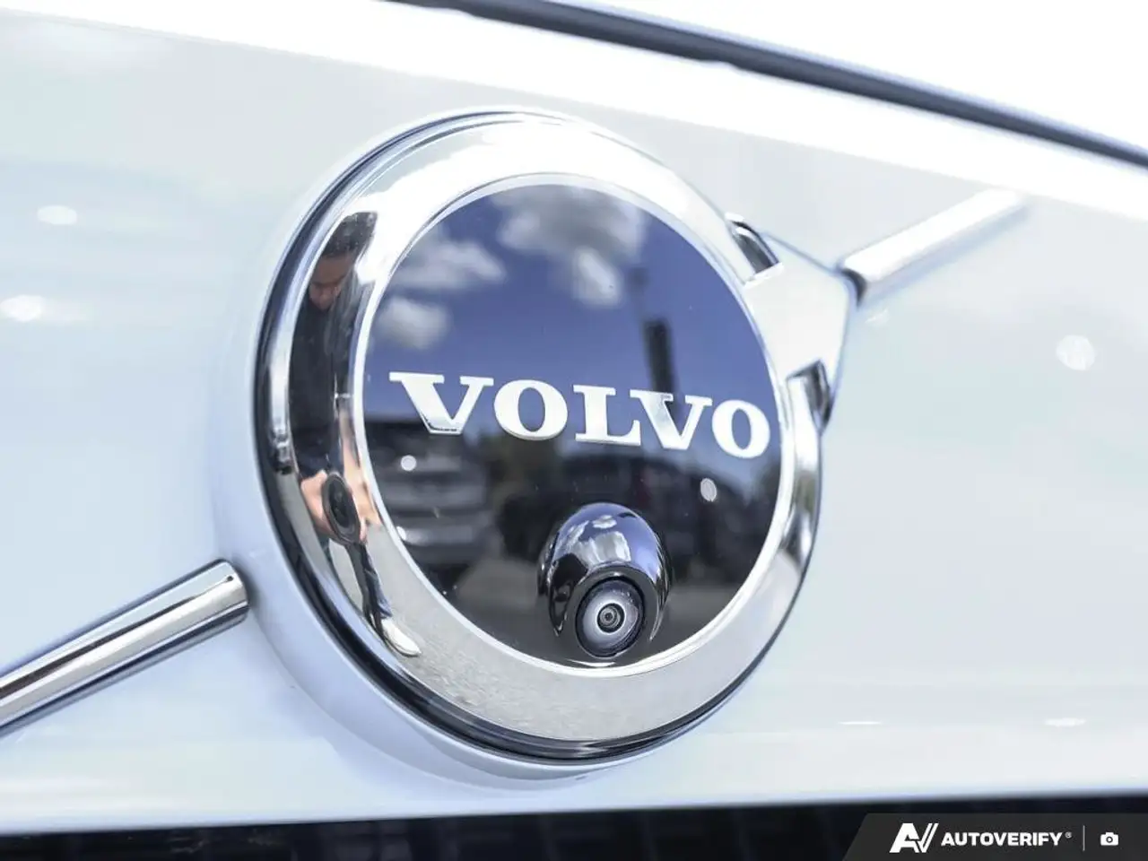 Volvo EX40 снимка Volvo EX40