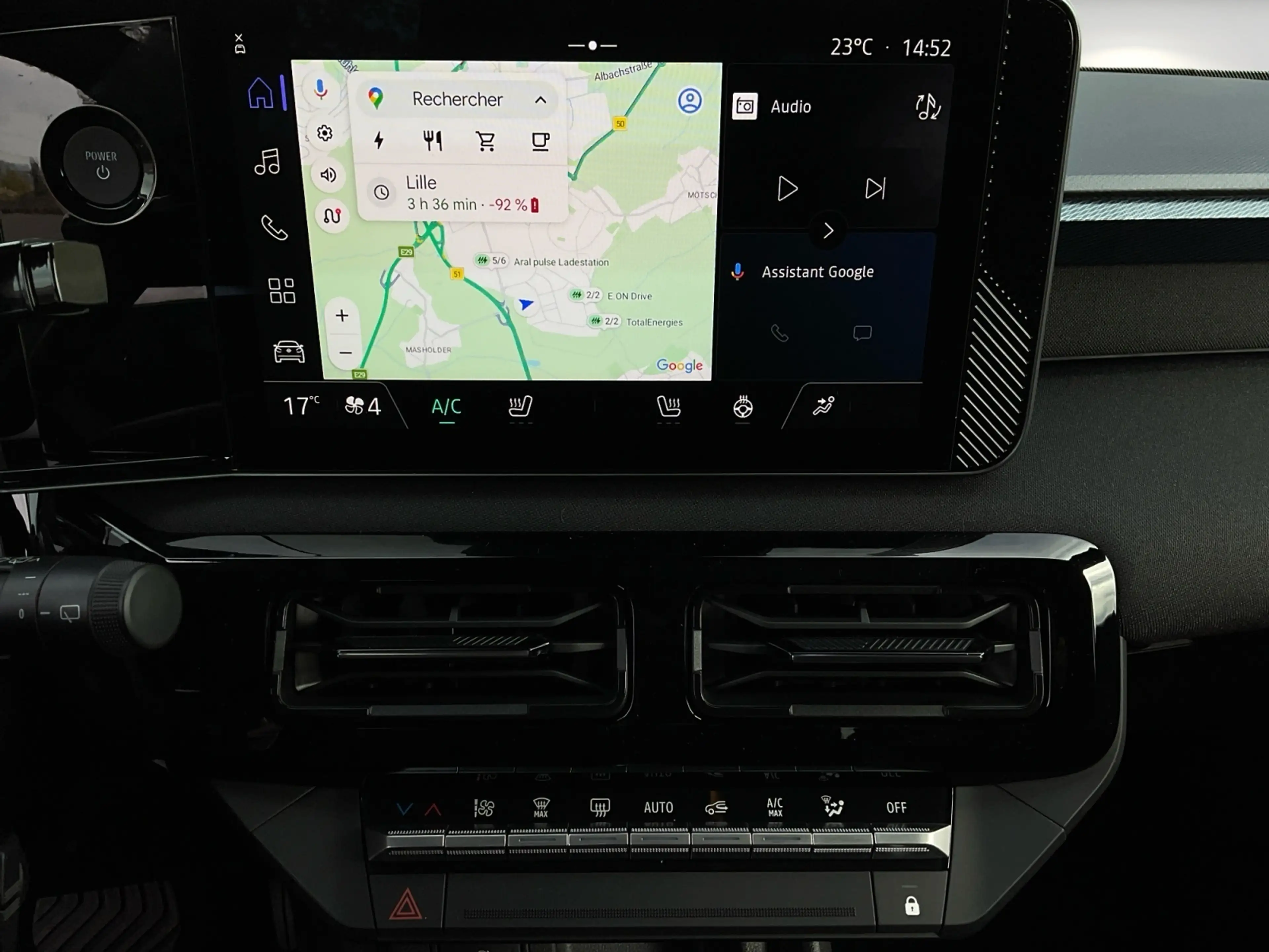Nissan Micra BEV Advance 52 kWh — photo 11