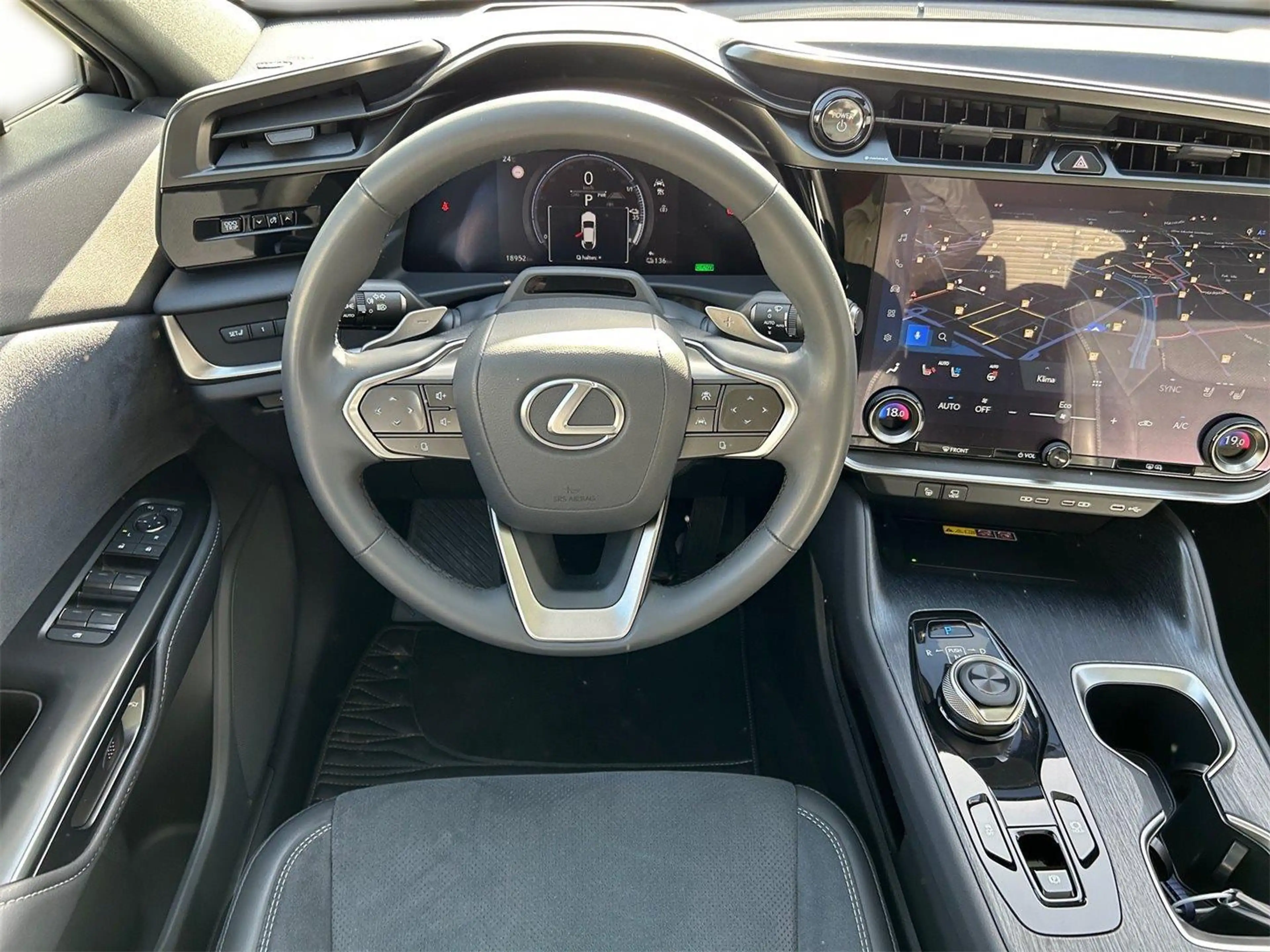 Lexus RZ 450e Luxury Paket 71,4kWh Aut. — photo 9