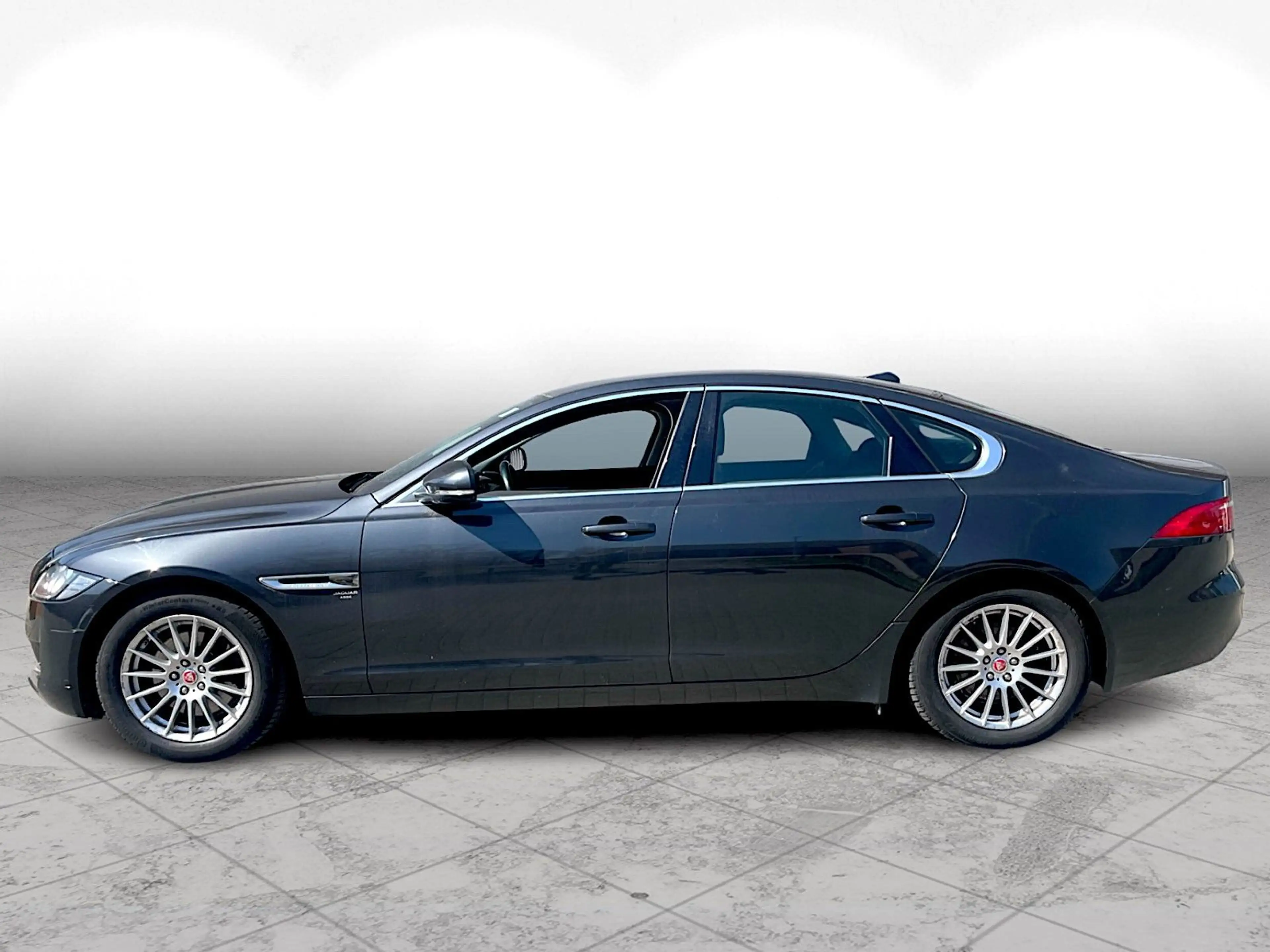 Jaguar XF 2.0d*LEDER*STEUERKETTEN NEU*TÜV NEU* — photo 4
