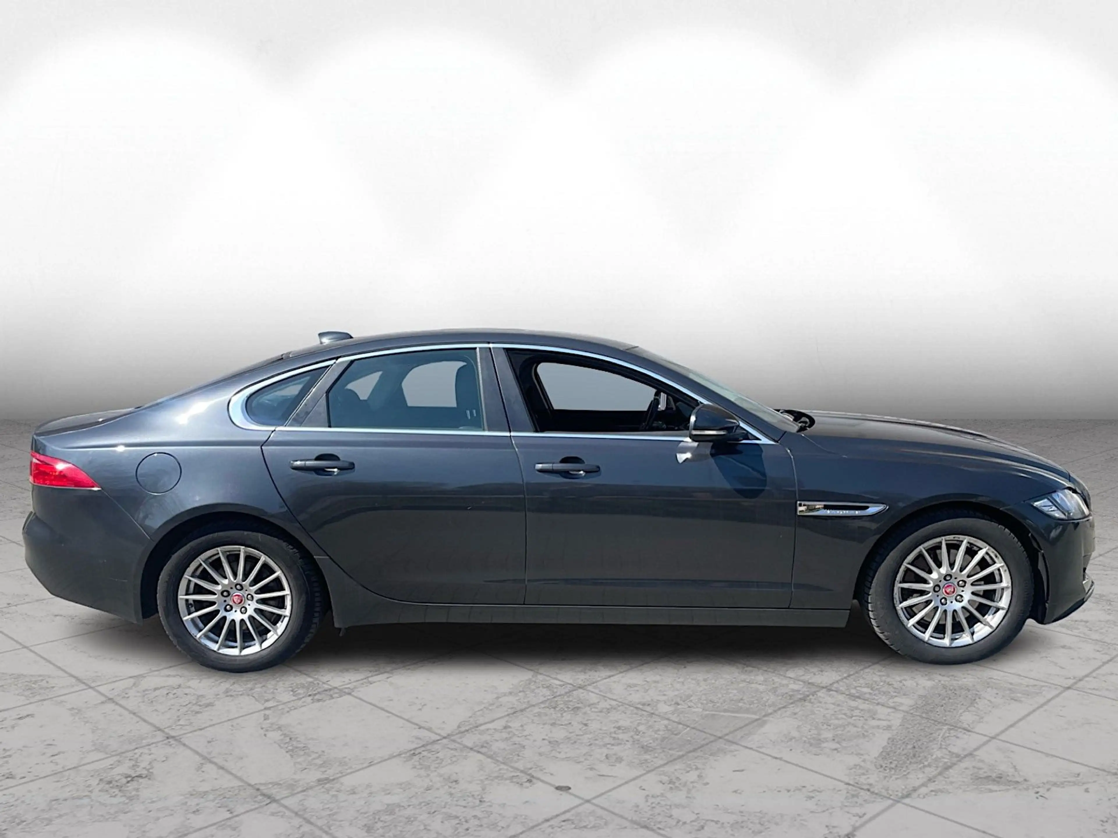 Jaguar XF 2.0d*LEDER*STEUERKETTEN NEU*TÜV NEU* — photo 8