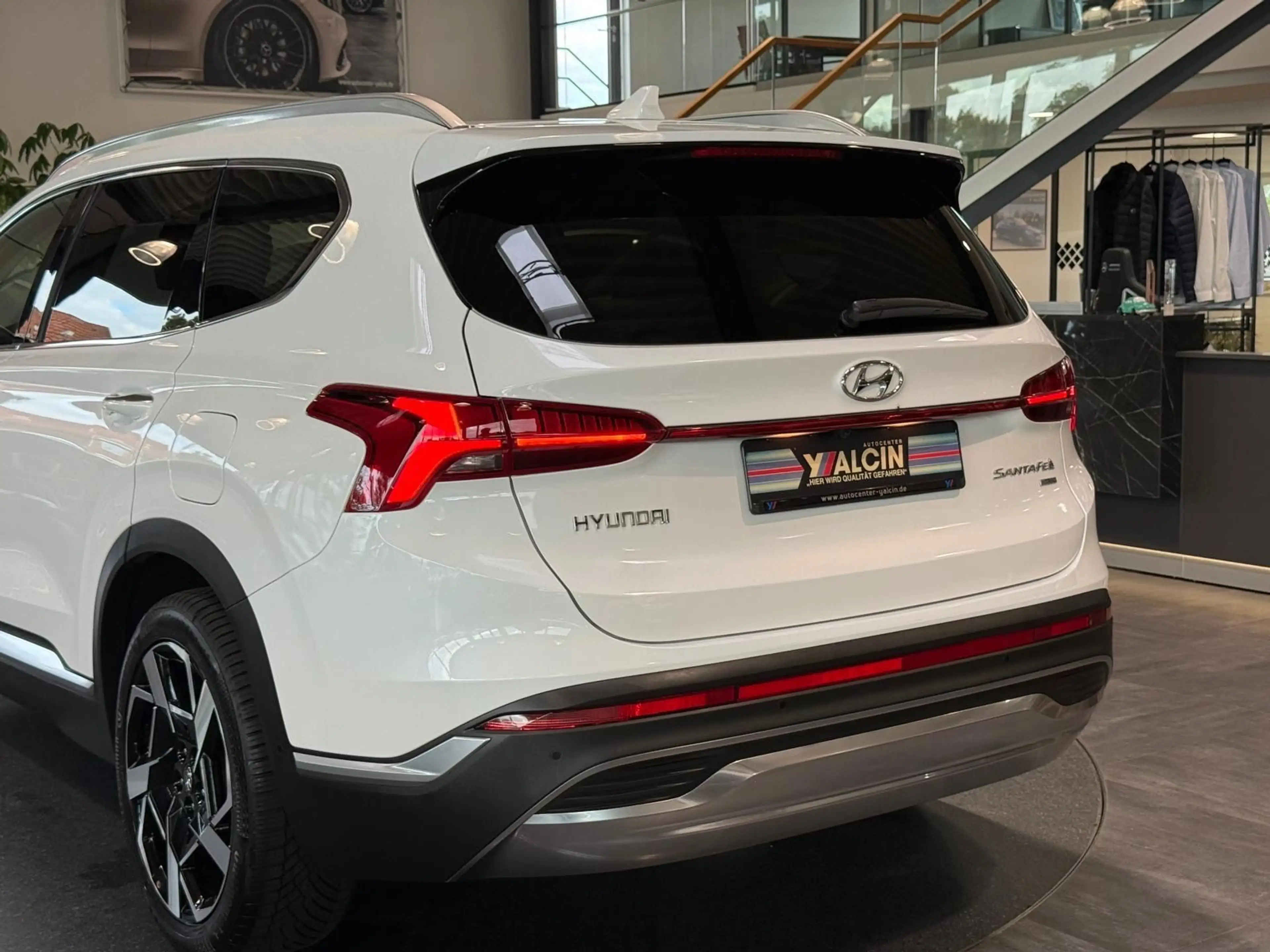 Hyundai SANTA FE 2.2 CRDi Signature 4WD DCT S-HE/ACC/AHK — photo 12