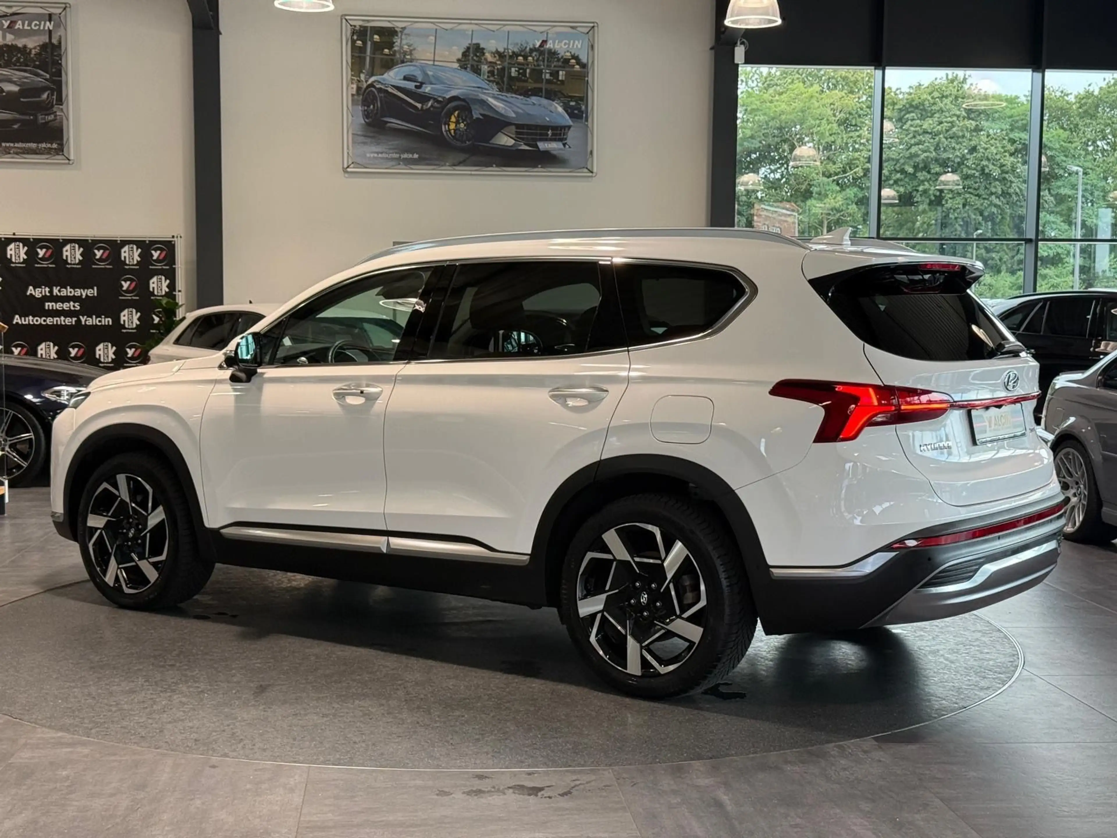 Hyundai SANTA FE 2.2 CRDi Signature 4WD DCT S-HE/ACC/AHK — photo 4