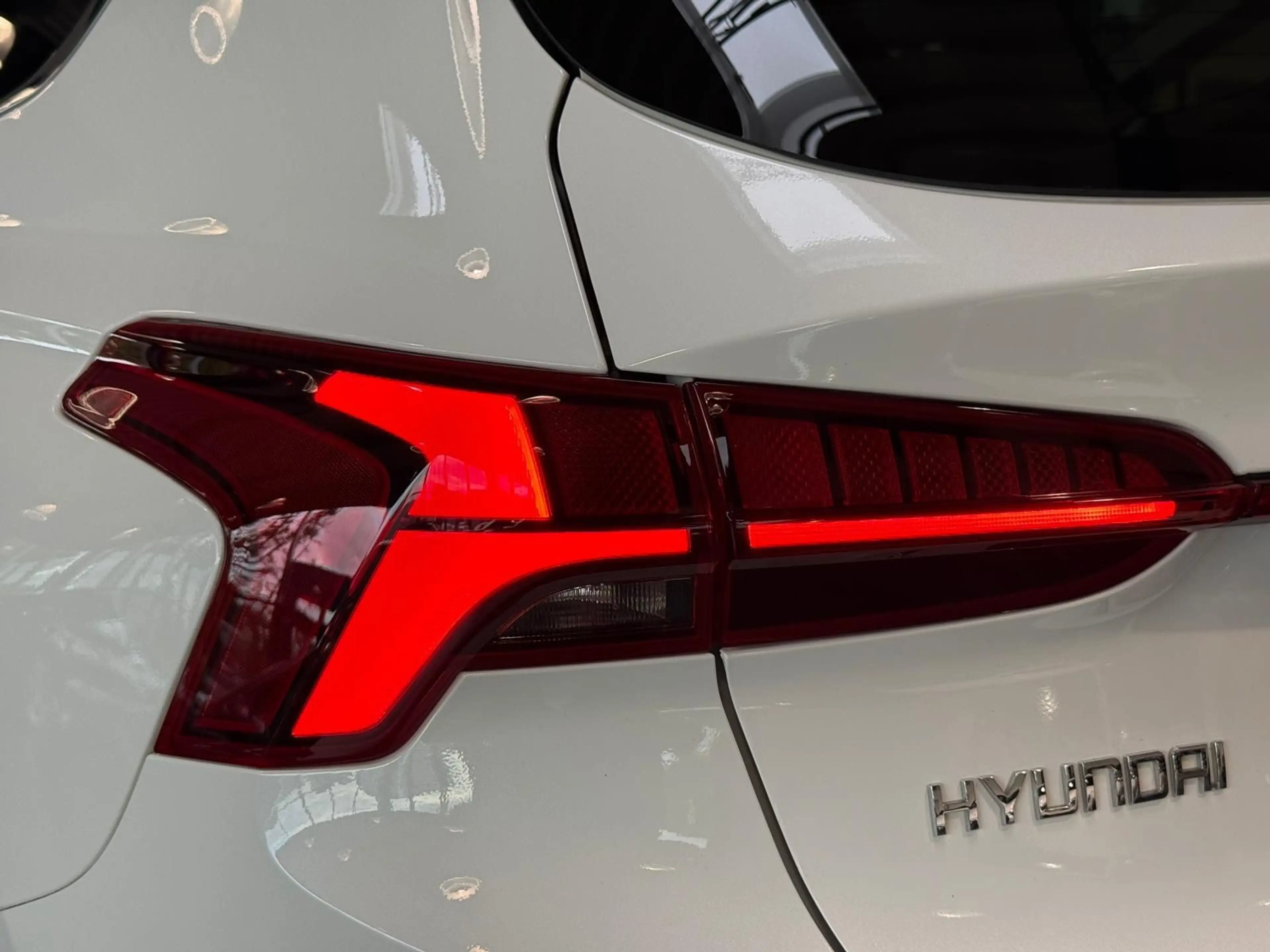 Hyundai SANTA FE 2.2 CRDi Signature 4WD DCT S-HE/ACC/AHK — photo 15