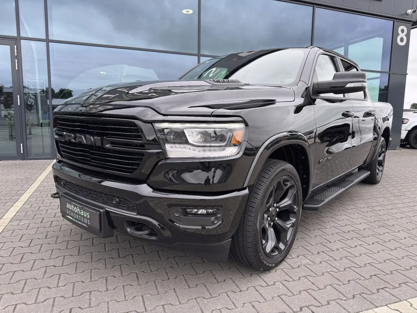 Dodge RAM 1500 5.7 Laramie Night deutsch U-frei MwSt. Fekete - 2