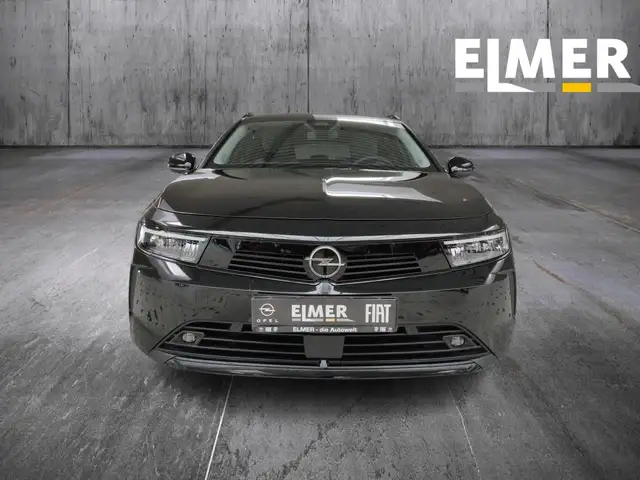 Opel Astra view 2
