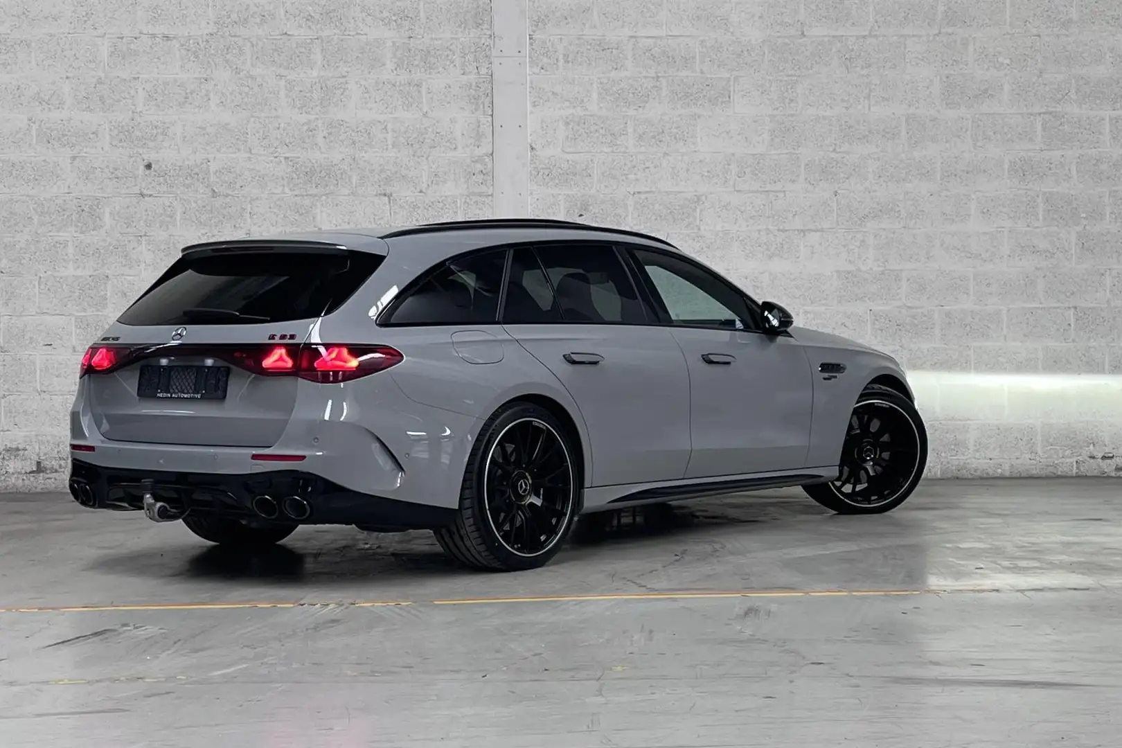 Mercedes-Benz E 53 AMG E Estate Automaat 4MATIC+ Edition 1 | MANUFAKTUR | Grijs - 2