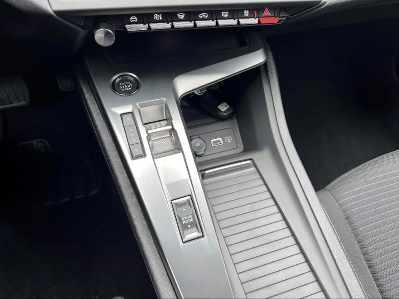 Peugeot 308 Active Pack 1.6 Plug-in Hybrid 16