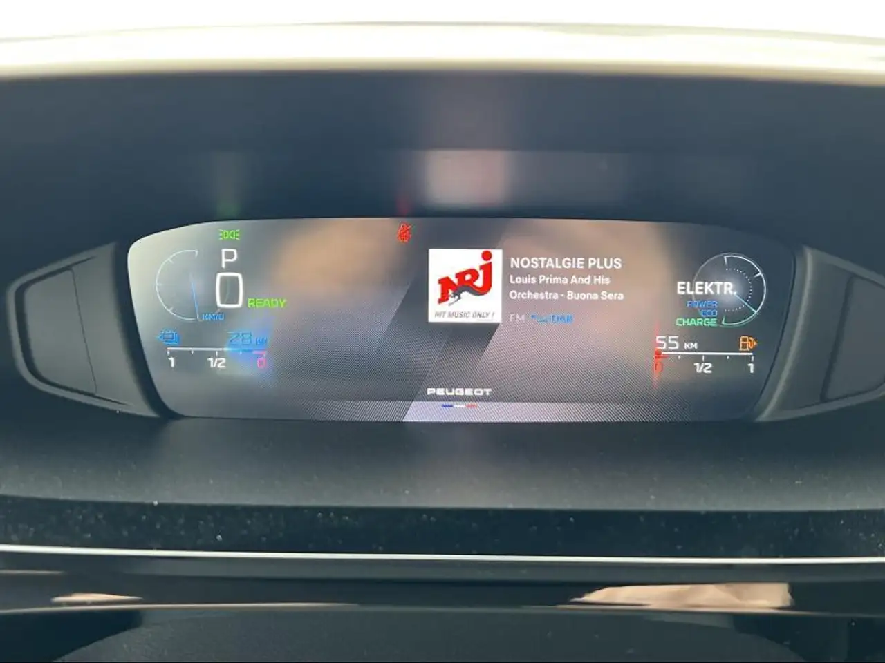 Peugeot 308 Active Pack 1.6 Plug-in Hybrid 11