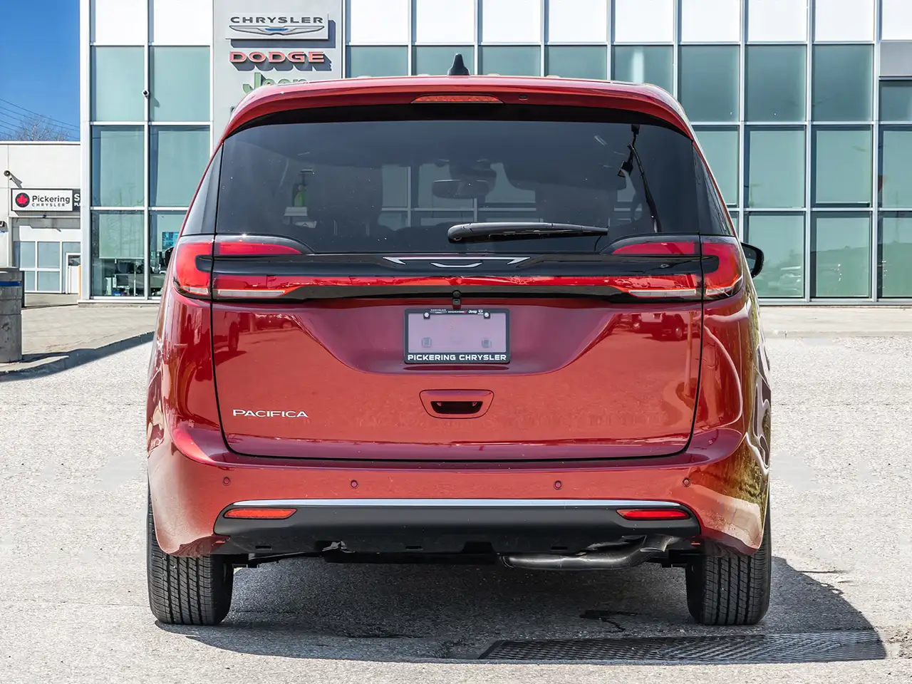 Chrysler Pacifica photo Chrysler Pacifica