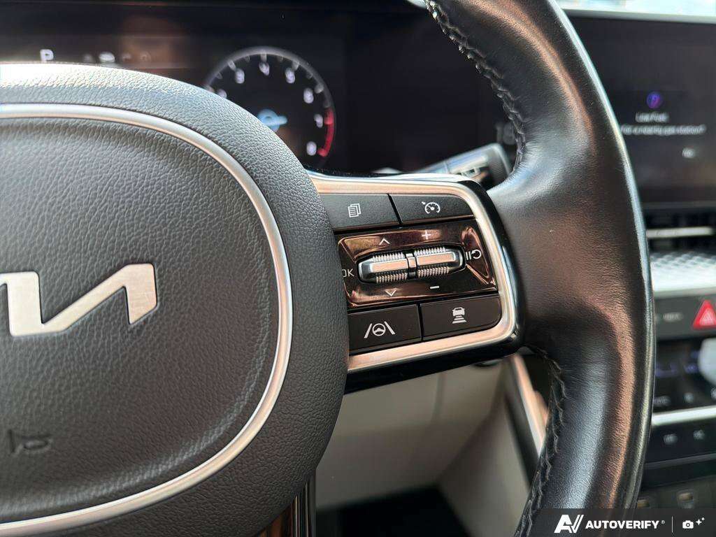 used 2022 Kia Carnival car, priced at $39,995