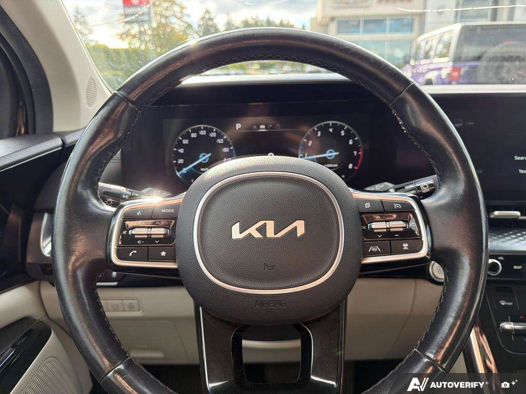 used 2022 Kia Carnival car, priced at $39,995