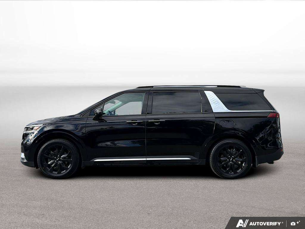 used 2022 Kia Carnival car, priced at $39,995
