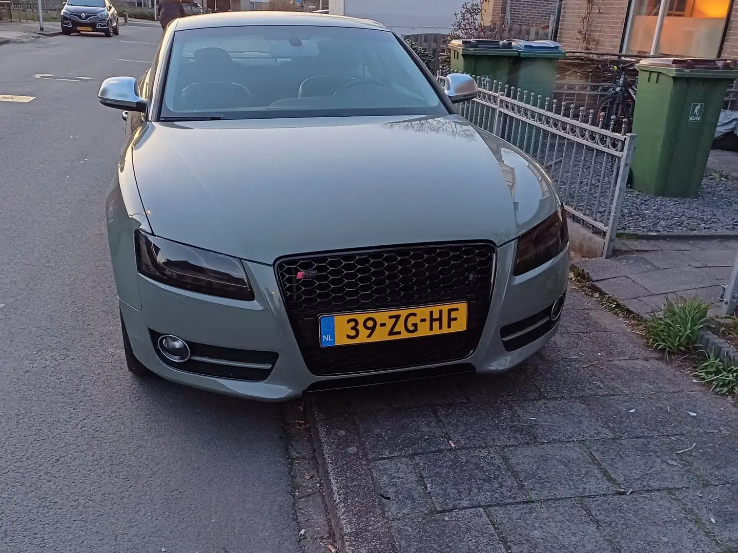Audi A5 3.2 FSI S5 BOMVOL kleppensysteem Gris - 2