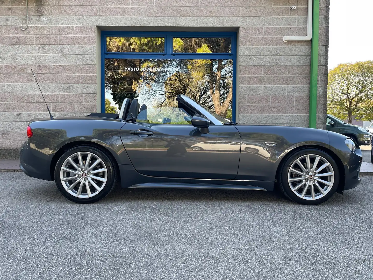 Fiat 124 Spider 1.4 140CV M-AIR LUSSO LIMITED EDITION!! NAVIGATORE Grigio - 2