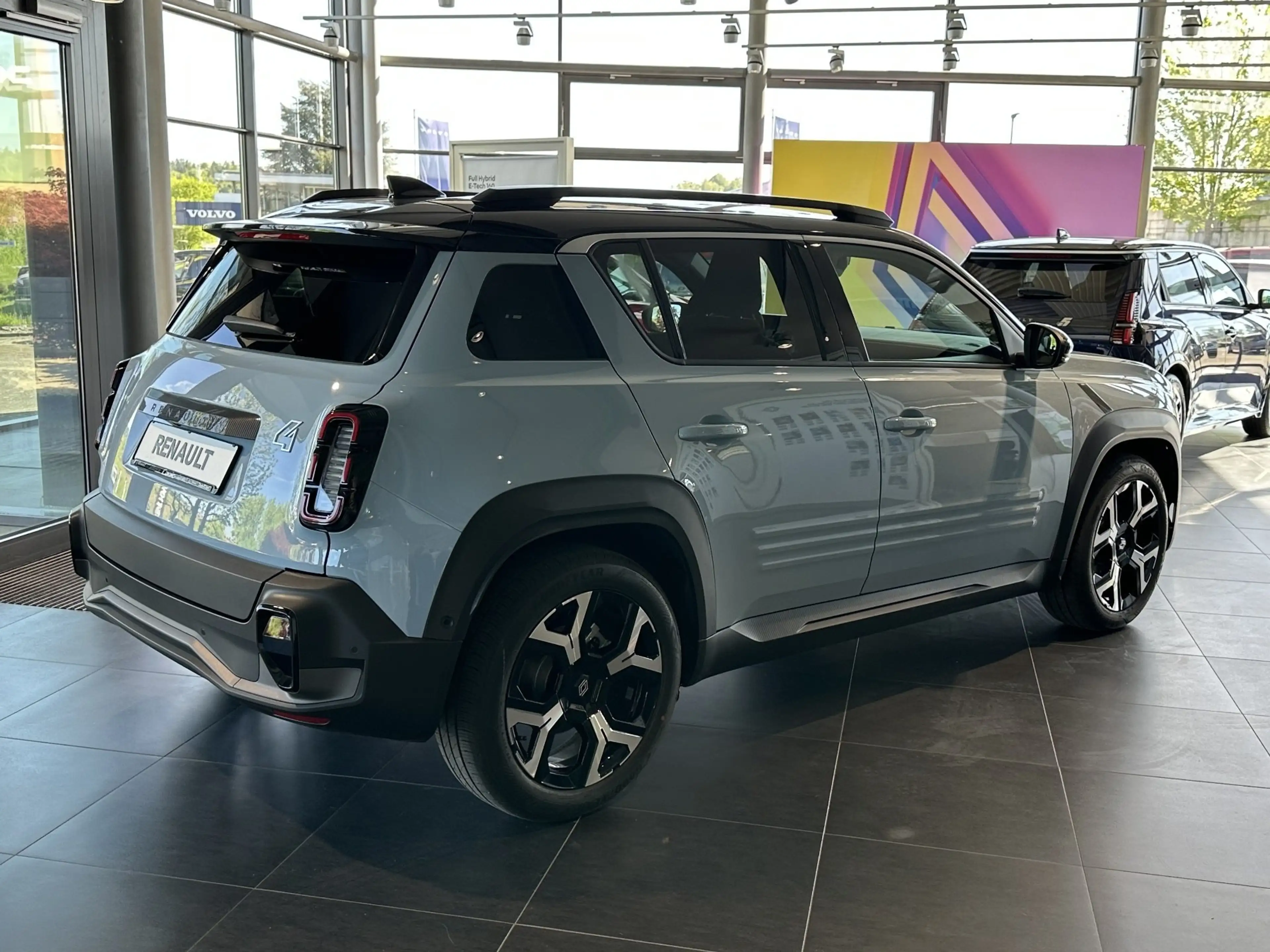 Renault R 4 Techno 150 Comfort Range E-Tech elektrisch — photo 3