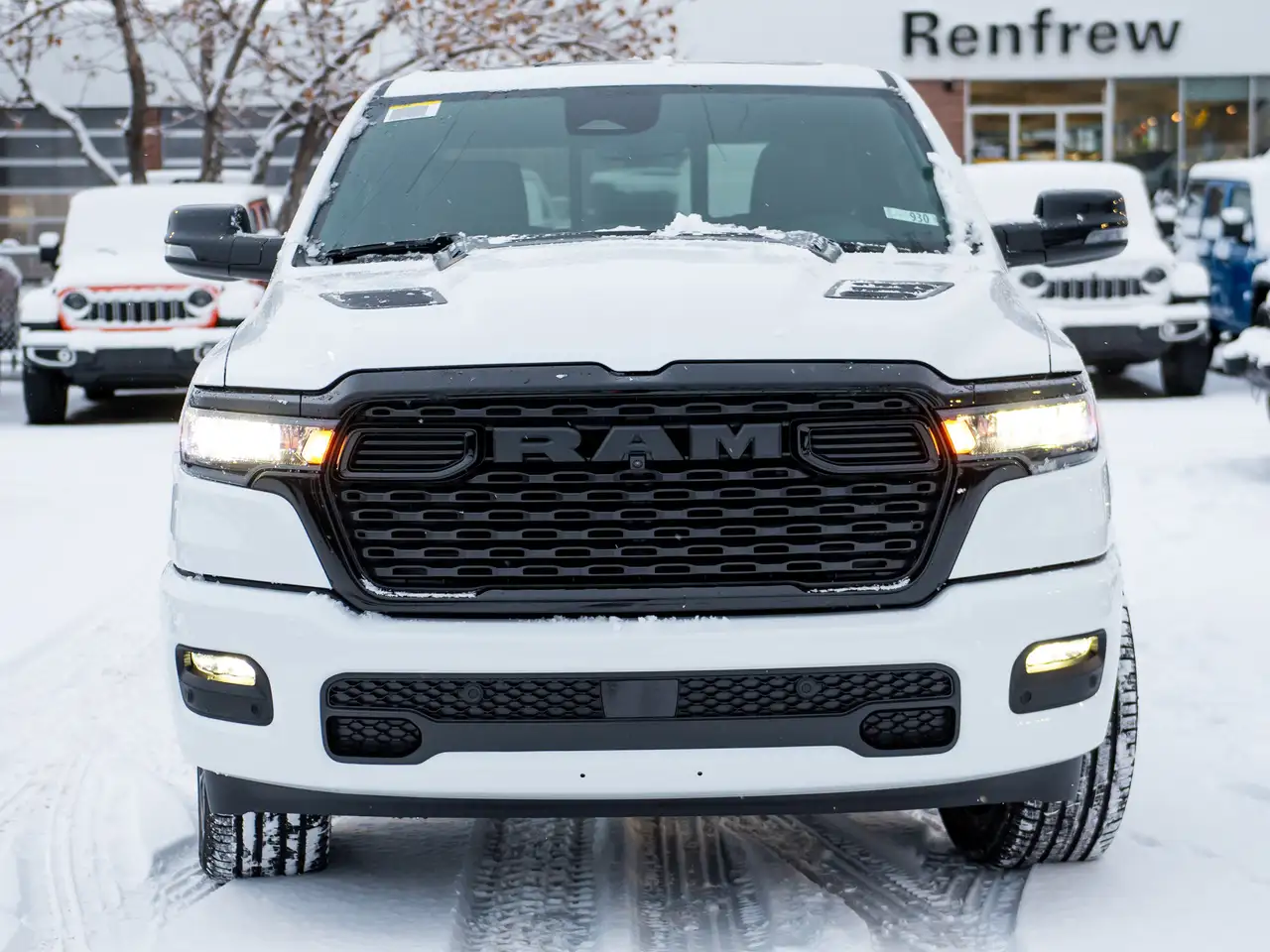 RAM 1500 снимка RAM 1500